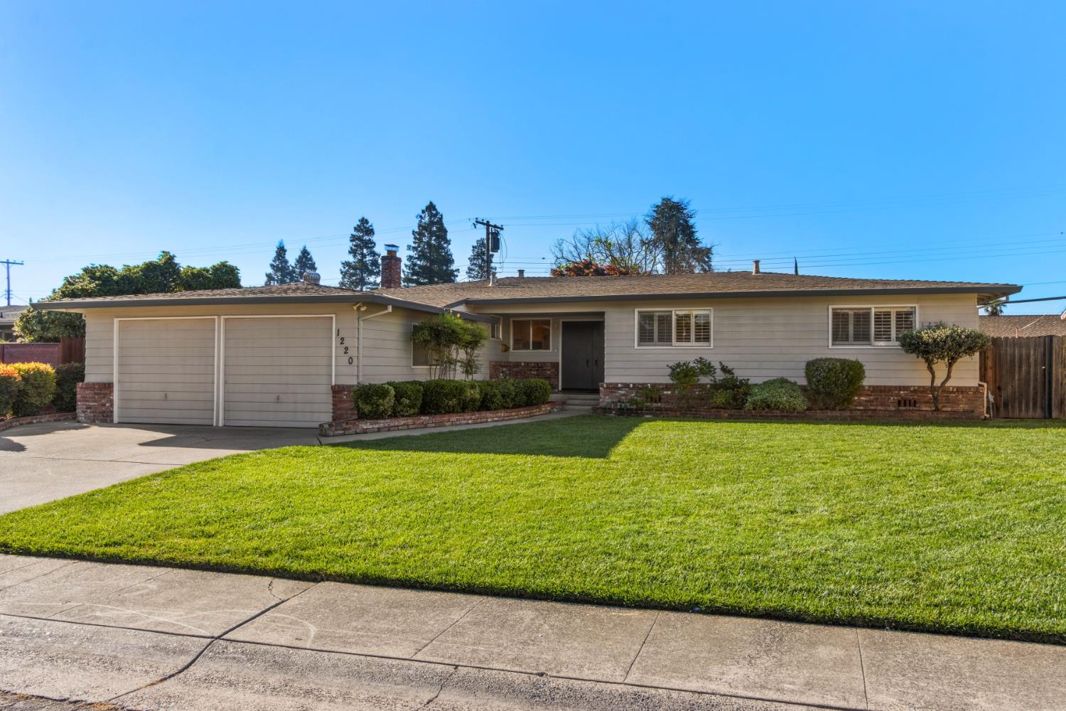 1220 Monte Vista Way Sacramento California United States, for Sale, residential, Yogi & Yoli Palenko, CORE Real Estate Brokerage