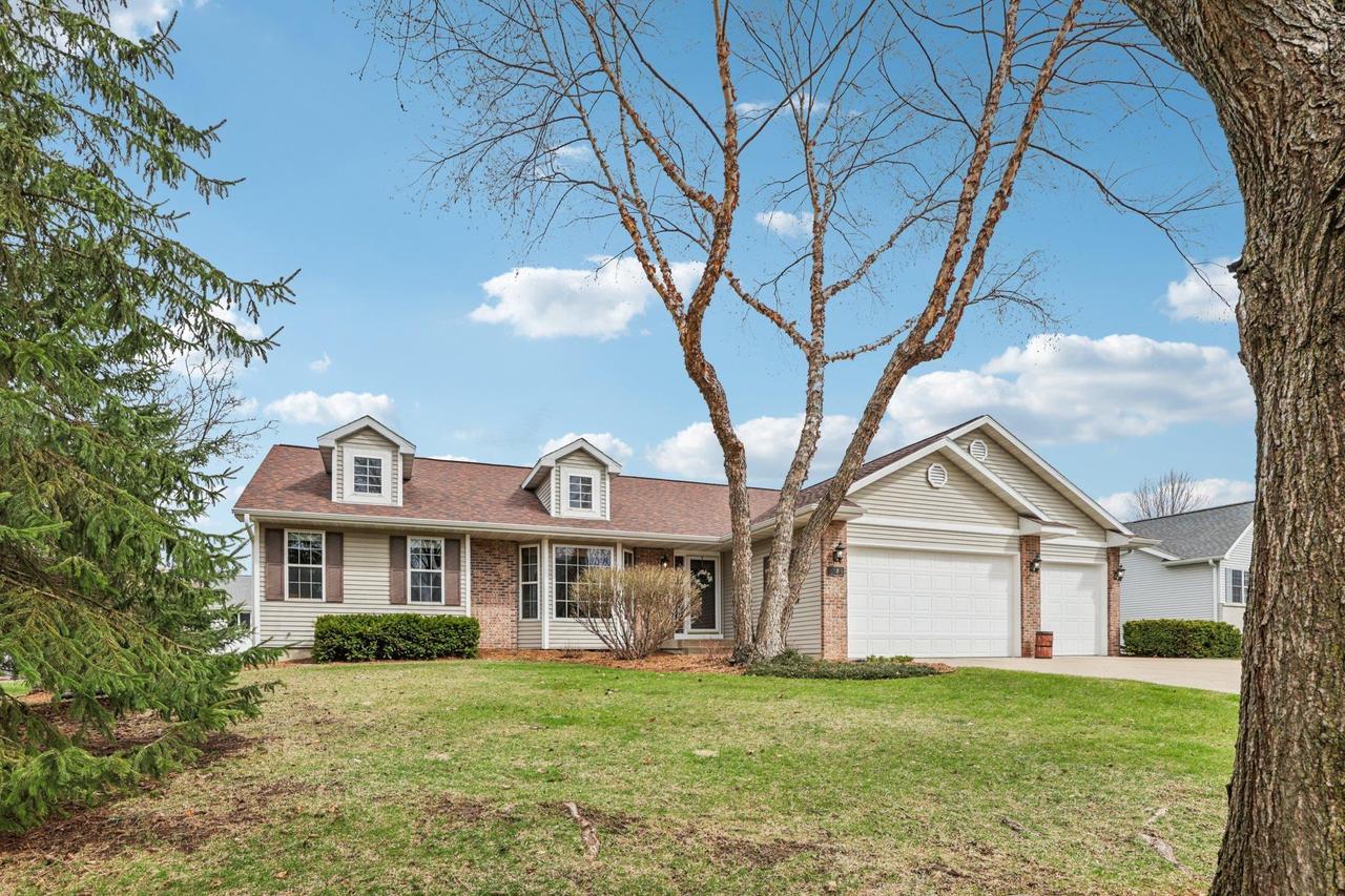 2188 Essex Drive Sun Prairie Wisconsin United States, for Sale, residential, Todd Thiermann, Thiermann Realty Group LLC