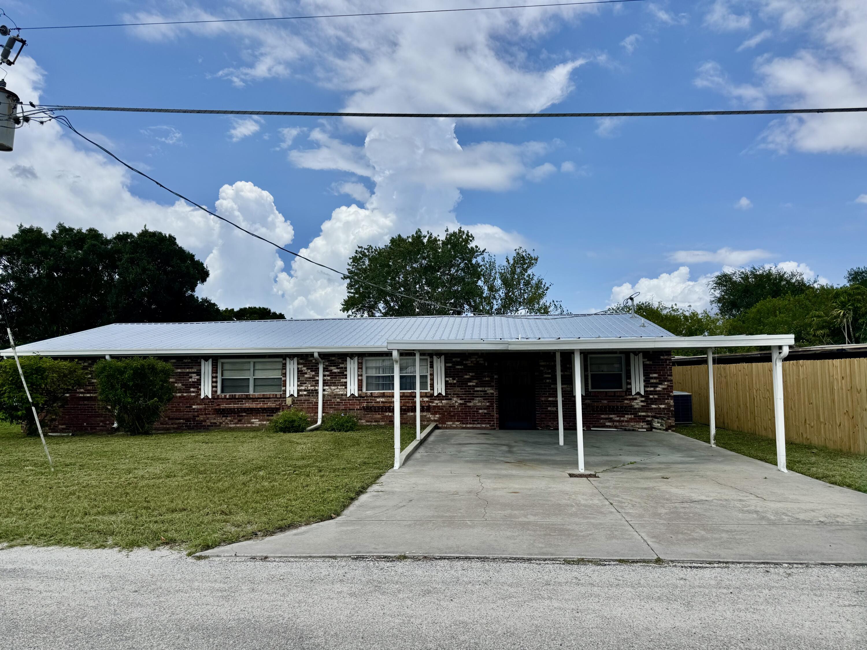 1397 Lake Drive Okeechobee Florida United States, Sold, residential,  , Mixon Real Estate Group, LLC