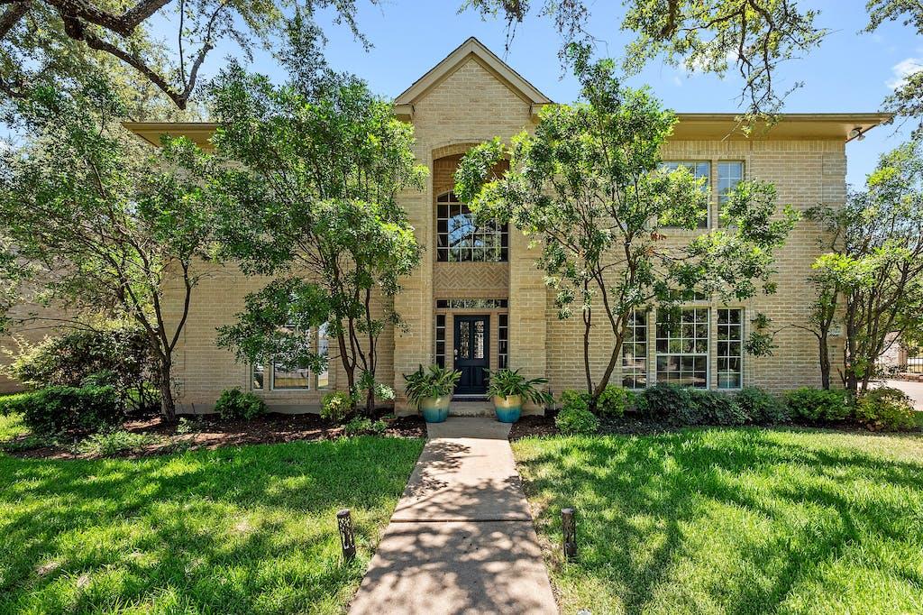1207 Lakeway DR Lakeway Texas United States, for Rent, residential, Christopher  Machuca, StepStone Realty, LLC