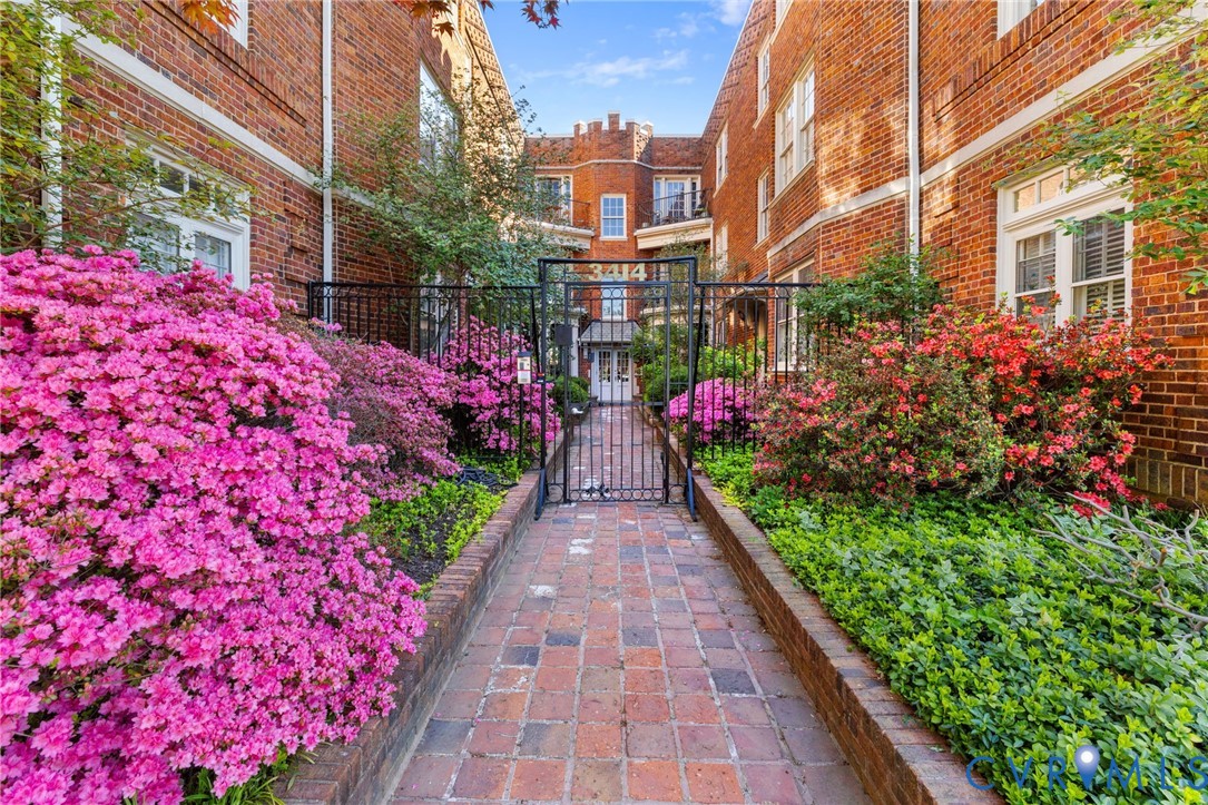 3414 Monument Avenue APT U103 Richmond Virginia United States, for Sale, residential, Barbara Reagan, Long & Foster Real Estate