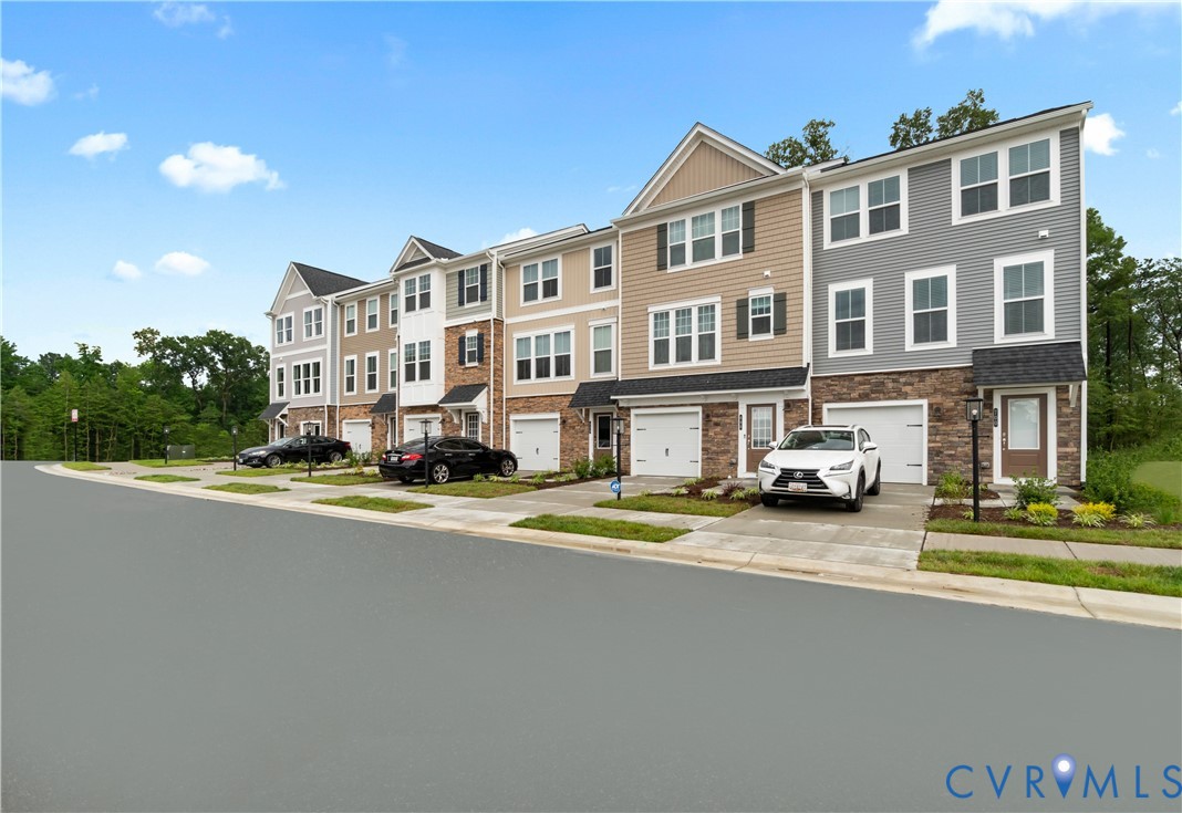 8706 Quinn Street APT UU4 Glen Allen Virginia United States, for Sale, residential, Barbara Reagan, Long & Foster Real Estate