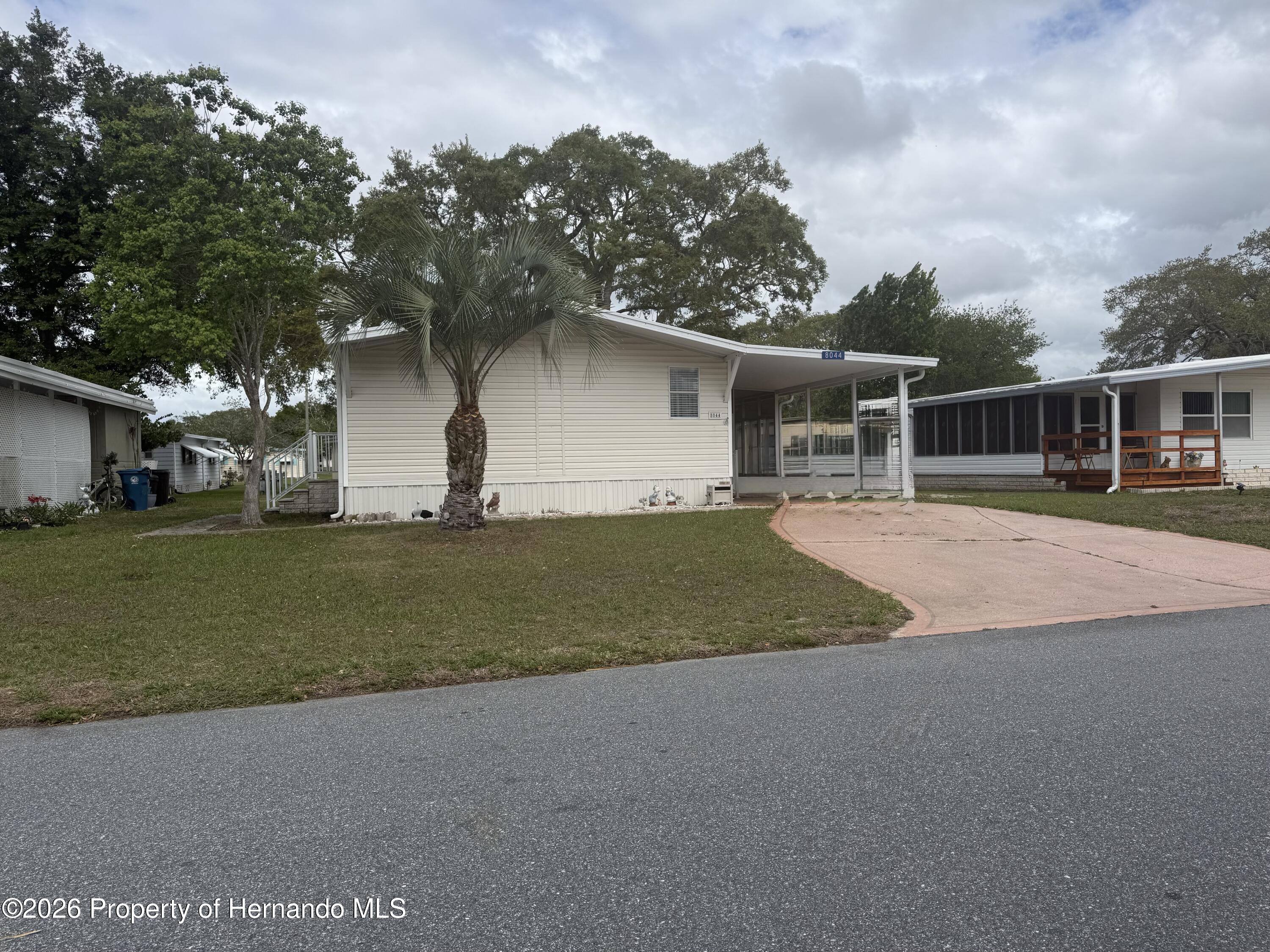 8044 Western Circle Drive Brooksville Florida United States, for Sale, residential,  , Gold Star Realty Group Inc