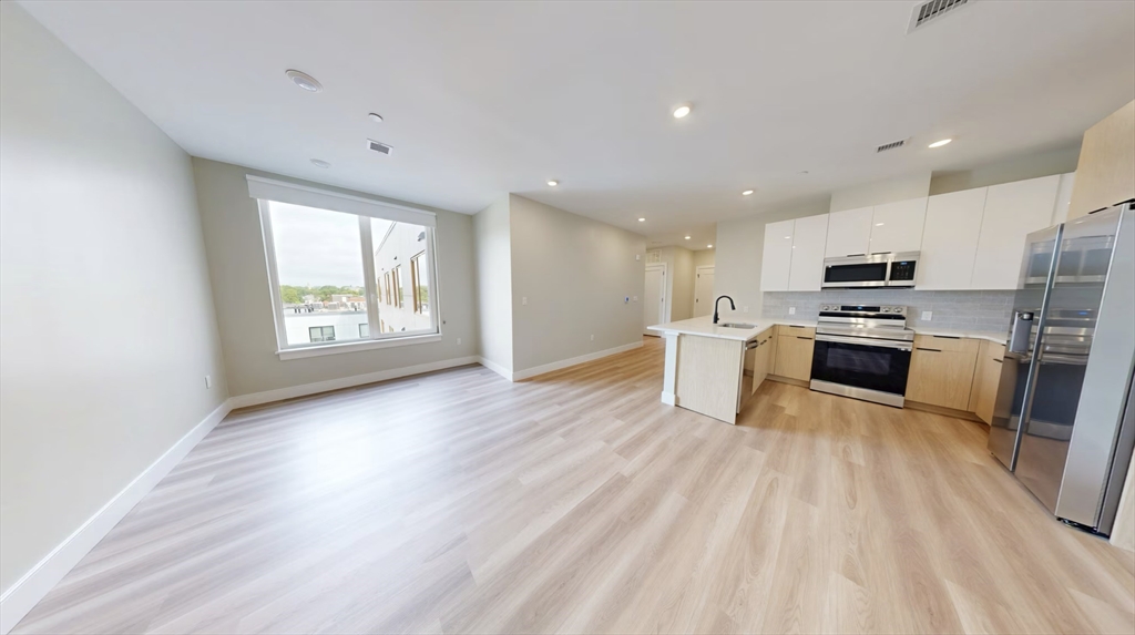 211 Green St.  UNIT 305 Boston Massachusetts United States, for Rent, residential,  , The Edwards Realty Team - Barett Sotheby's International Realty