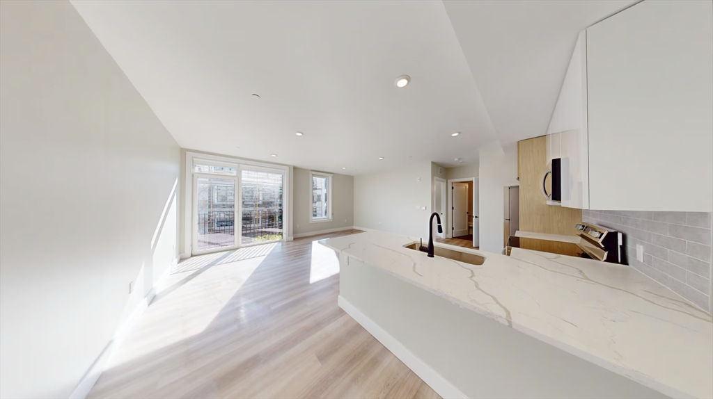 211 Green St.  UNIT 401 Boston Massachusetts United States, for Rent, residential,  , The Edwards Realty Team - Barett Sotheby's International Realty