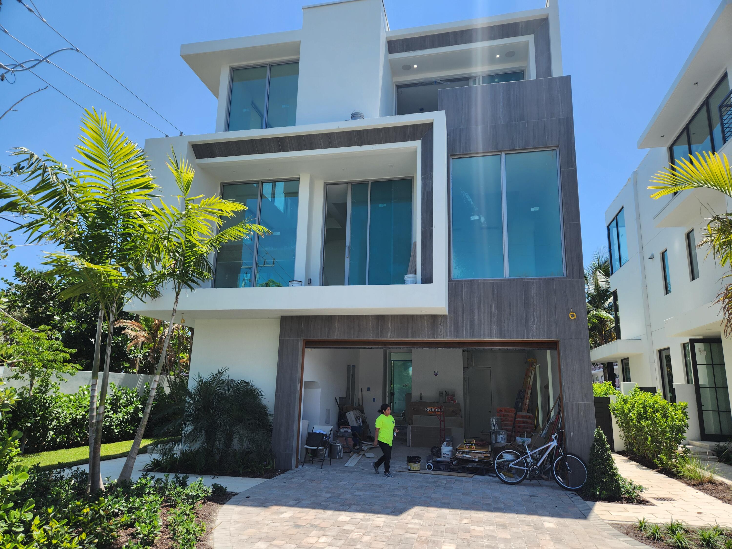 1070 Del Harbour Drive Delray Beach Florida United States, for Sale, residential, Matt Levine, The Premier Group & Compass