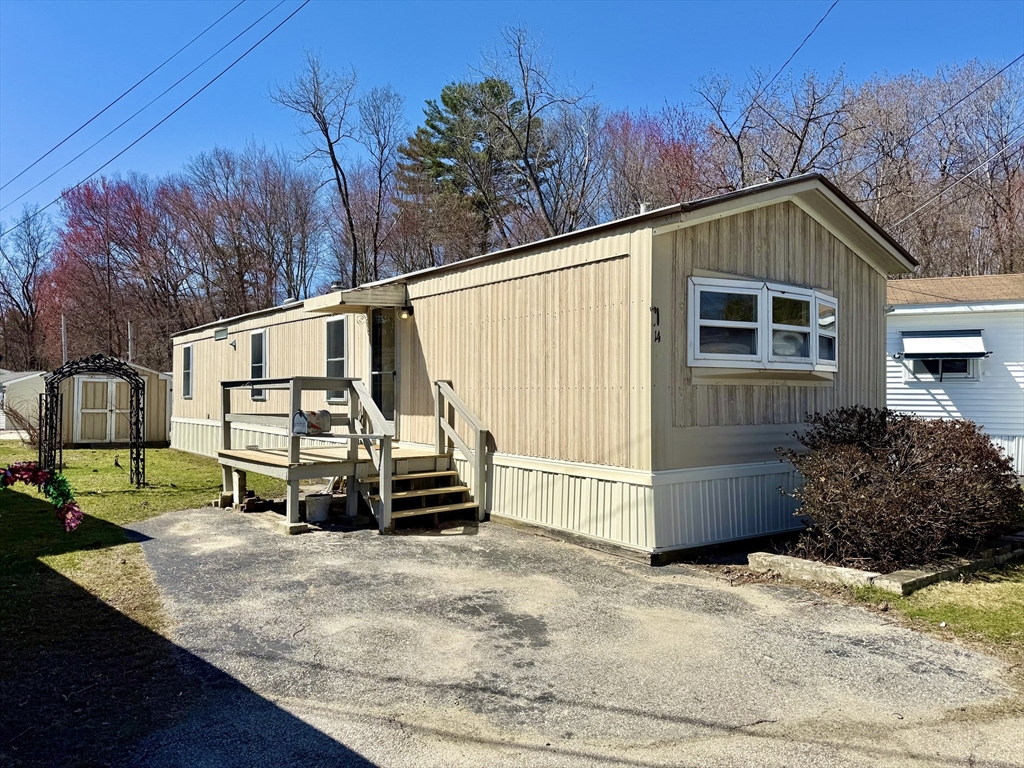 14 Breezy Bend Auburn Massachusetts United States, for Sale, residential,  , Media Realty Group Inc.