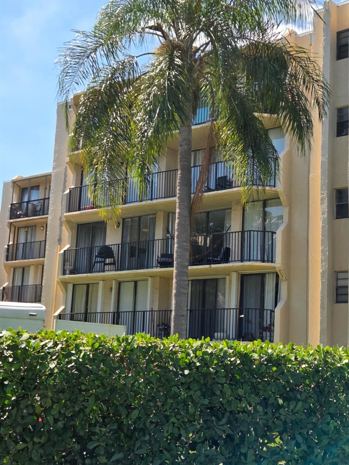 3500 Blue Lake Drive APT 304 Pompano Beach Florida United States, for Sale, residential, Gloria Reynolds, Incom Example Demo Office