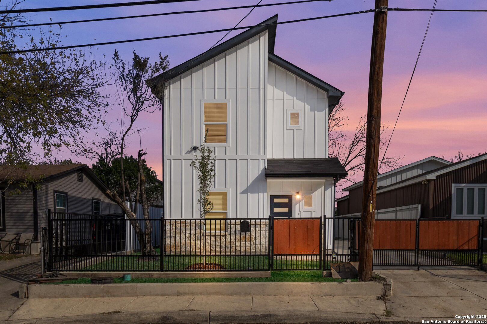 153 Stribling San Antonio Texas United States, for Sale, residential, Justin Crisp, Crisp Real Estate Group