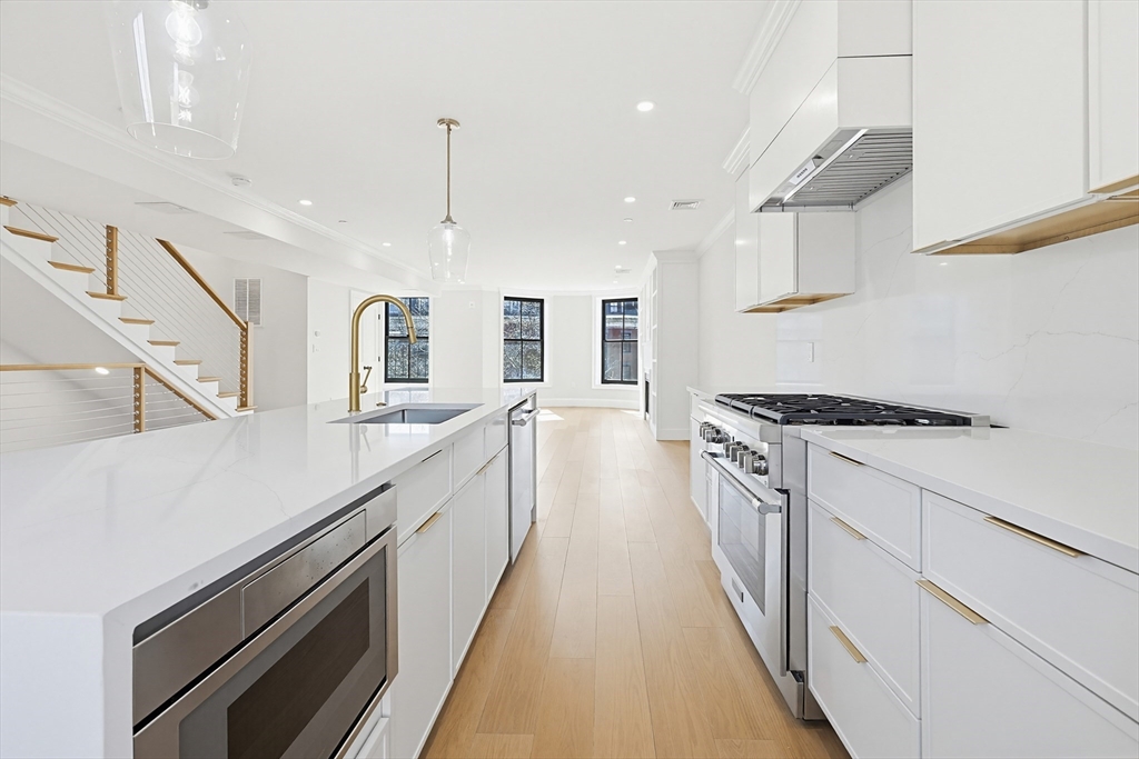 667 Tremont Street  UNIT PH Boston Massachusetts United States, for Sale, residential, Darcy Bento, South Boston  Realtor Bento Real Estate Group, Bento Real Estate Group, Inc.