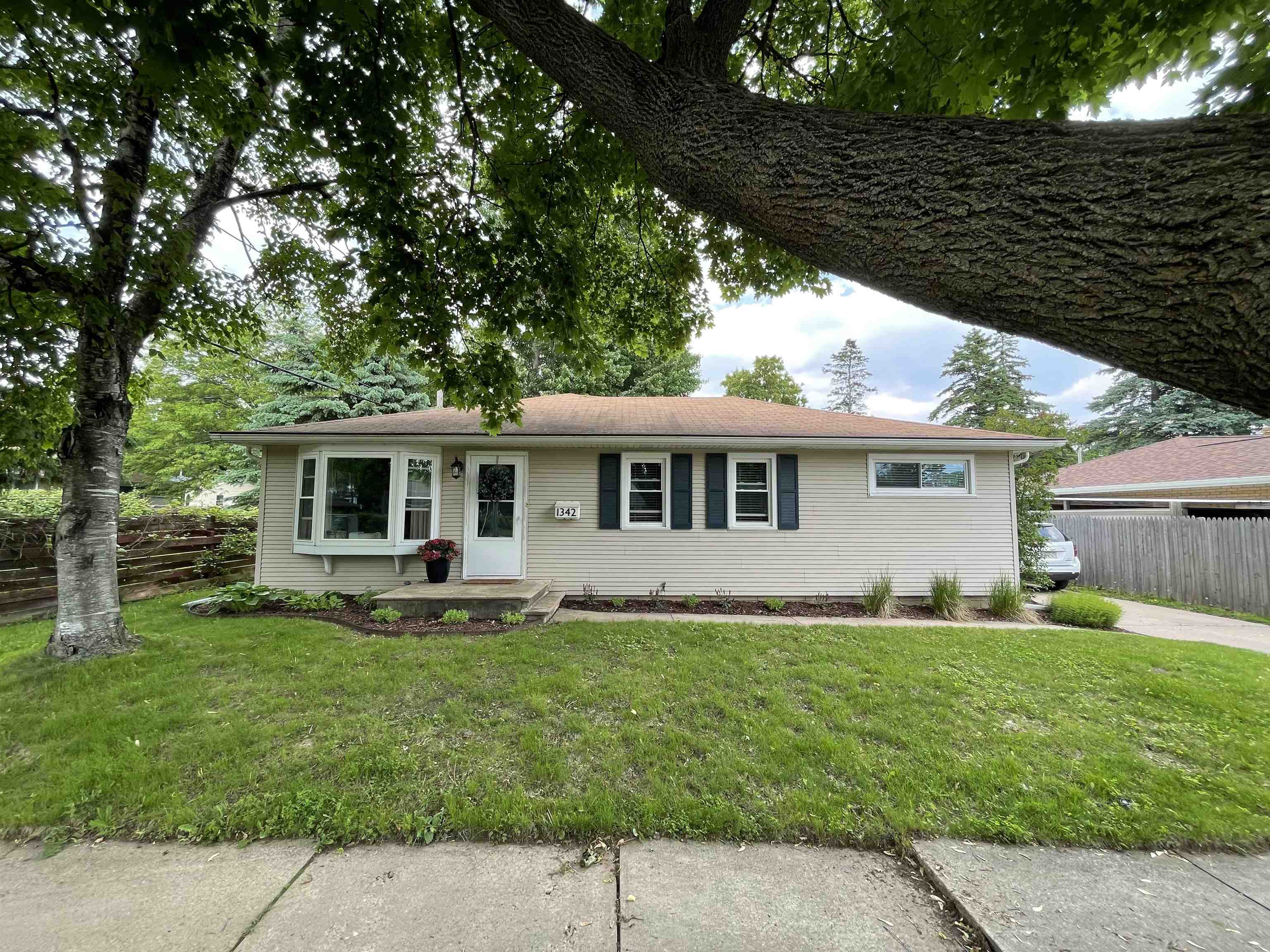 1342 E FRANCES Street Appleton Wisconsin United States, for Sale, residential,  , Fireside Realty LLC