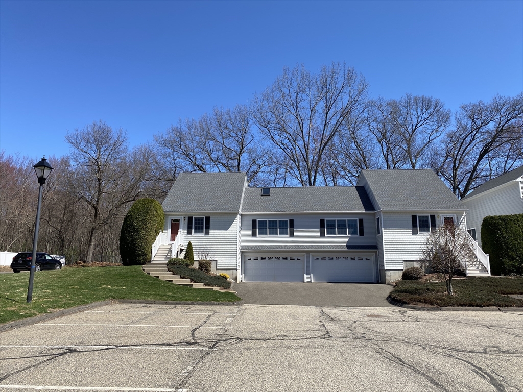6 Shadowbrook UNIT 6 South Hadley Massachusetts United States, Sale Pending, residential, , Media Realty Group Inc.