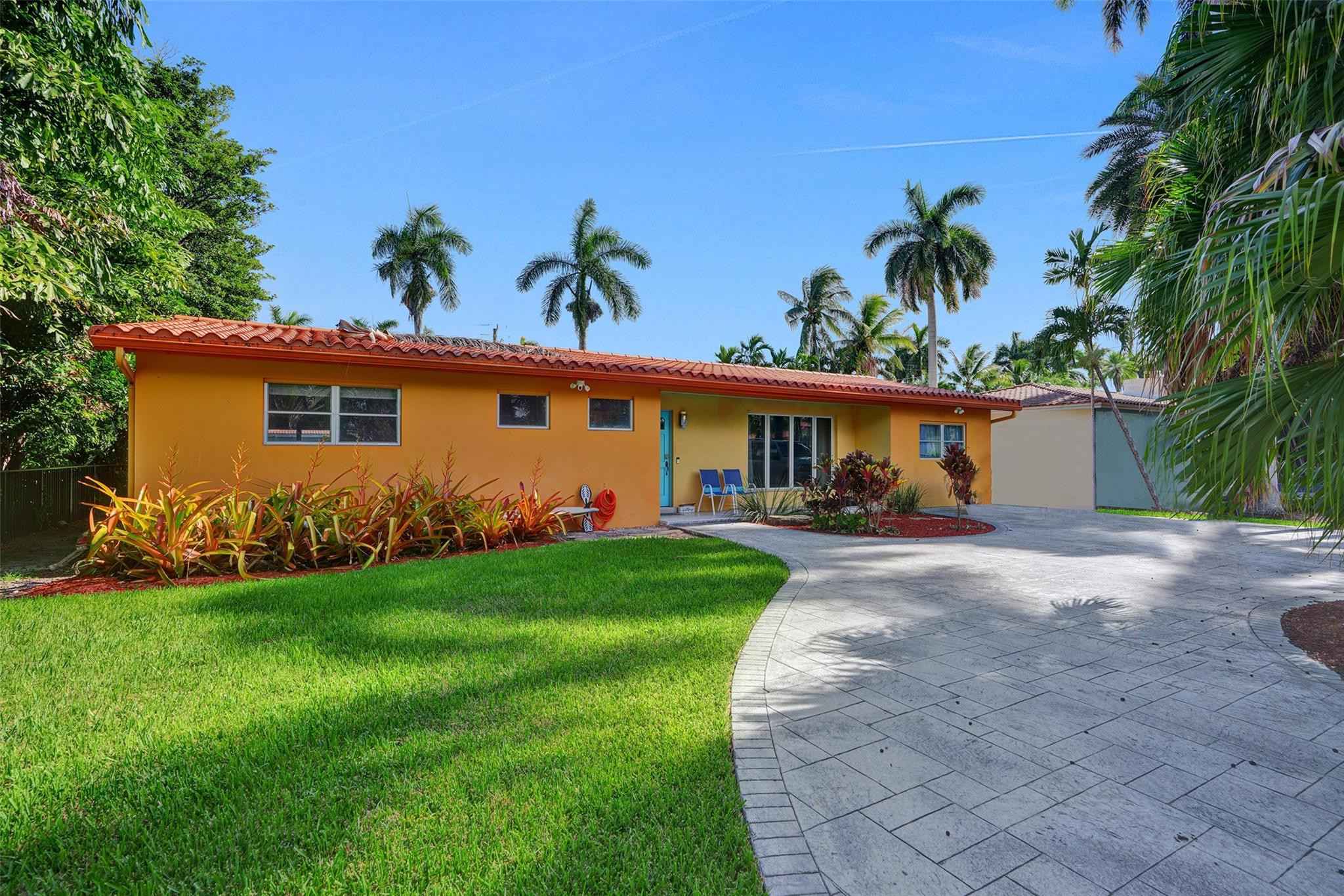 1316 Madison Street Hollywood Florida United States, for Sale, residential, Ronald Wilson, Incom Demo New Office