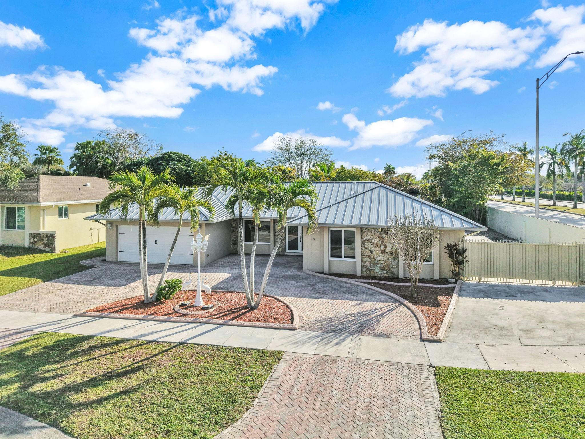 10321 SW 116th Avenue Miami Florida United States, for Sale, residential, Anna Oliver, Incom Example Demo Office