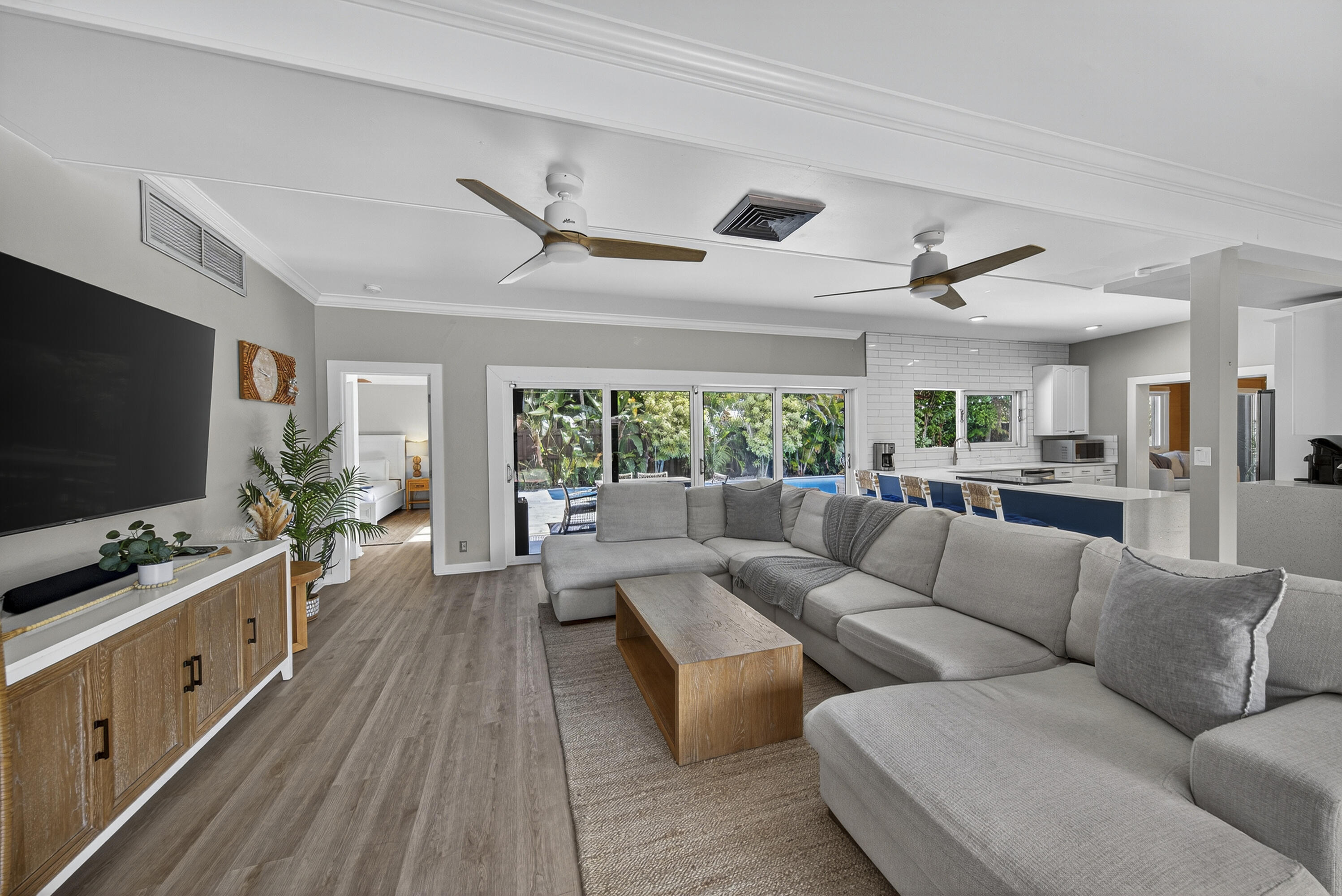 2112 Manatee Drive Fort Lauderdale Florida United States, for Sale, residential, Heike Drewniok, Fort Lauderdale Real Estate