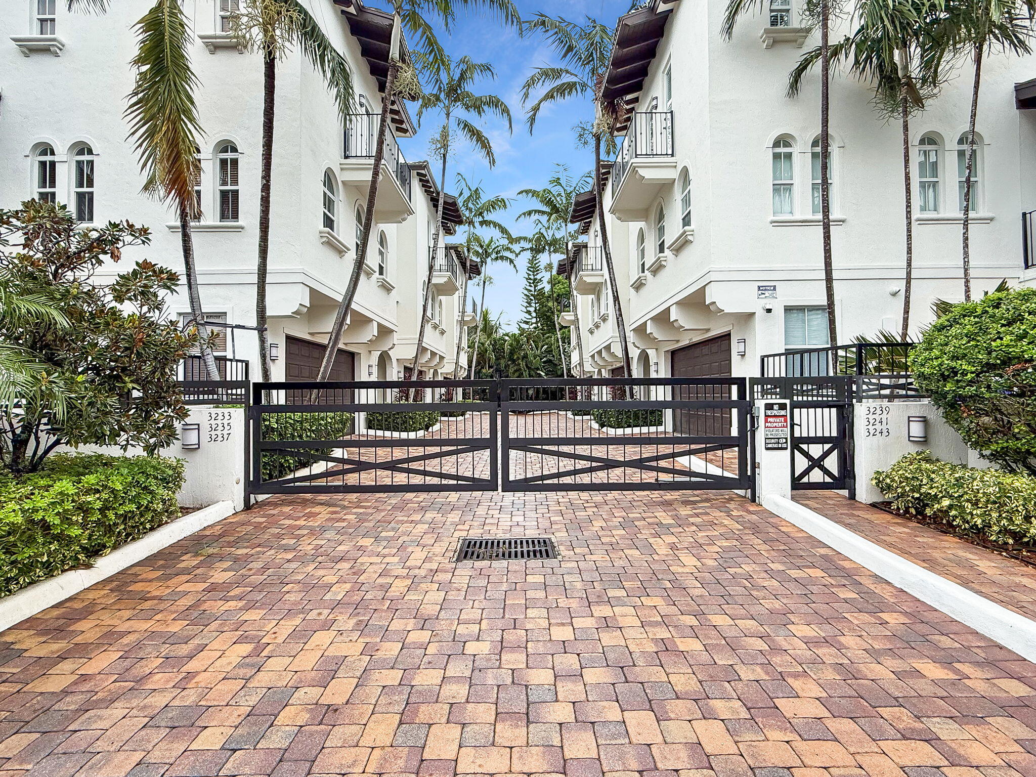 3237 NE 13th Street Pompano Beach Florida United States, for Sale, residential, Heike Drewniok, Fort Lauderdale Real Estate