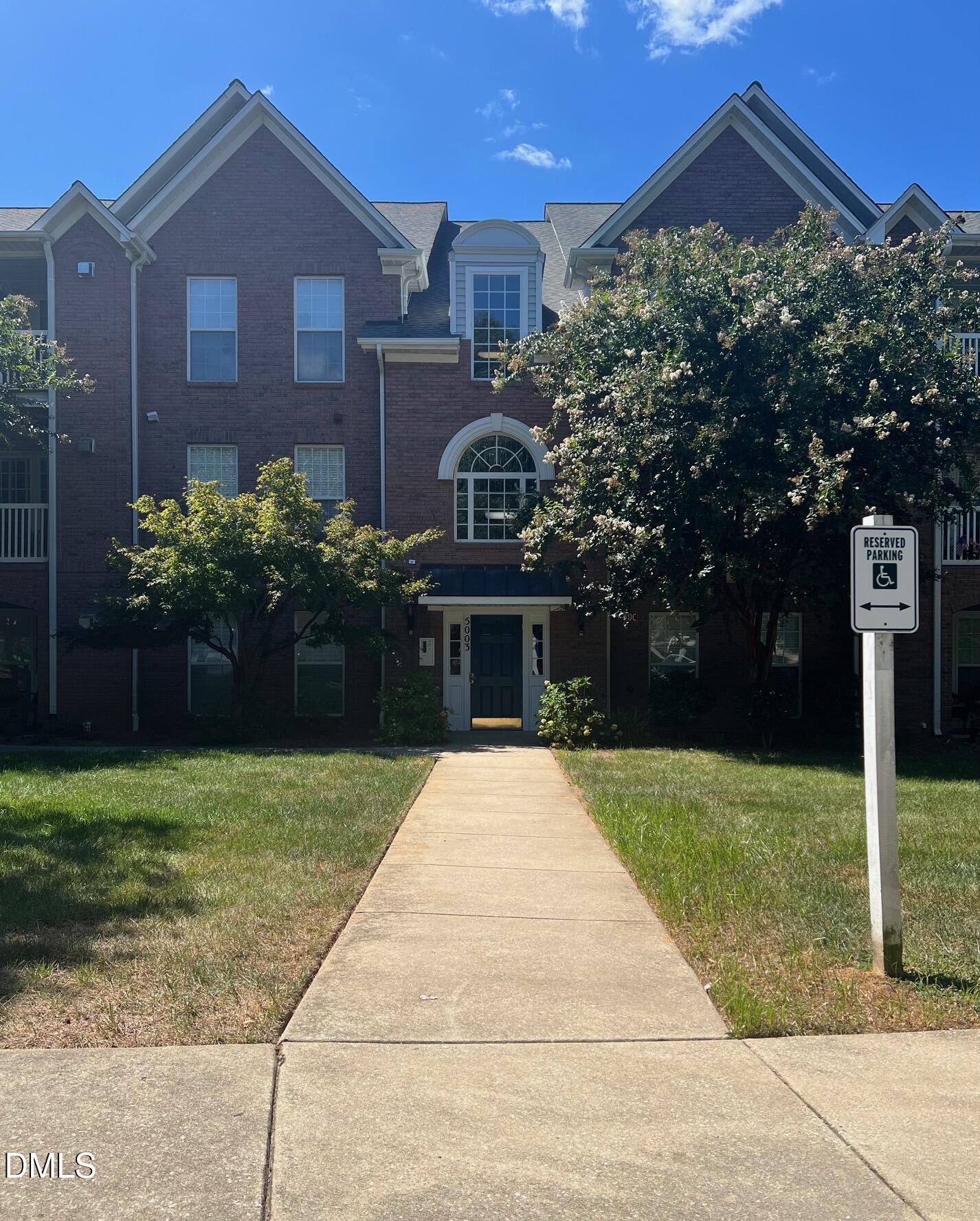 5003 Bass Chapel Road APT 3b Greensboro North Carolina United States, Sold, residential,  , The Headley Group Realty