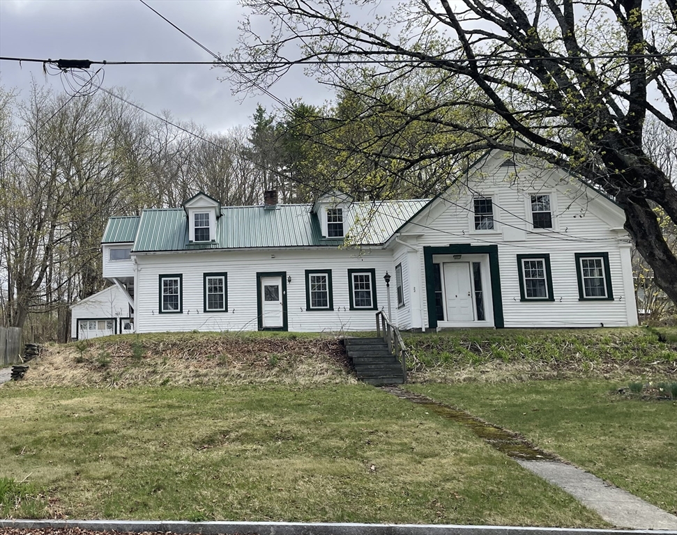 22 Prospect Winchendon Massachusetts United States, Sale Pending, residential,  , Media Realty Group Inc.