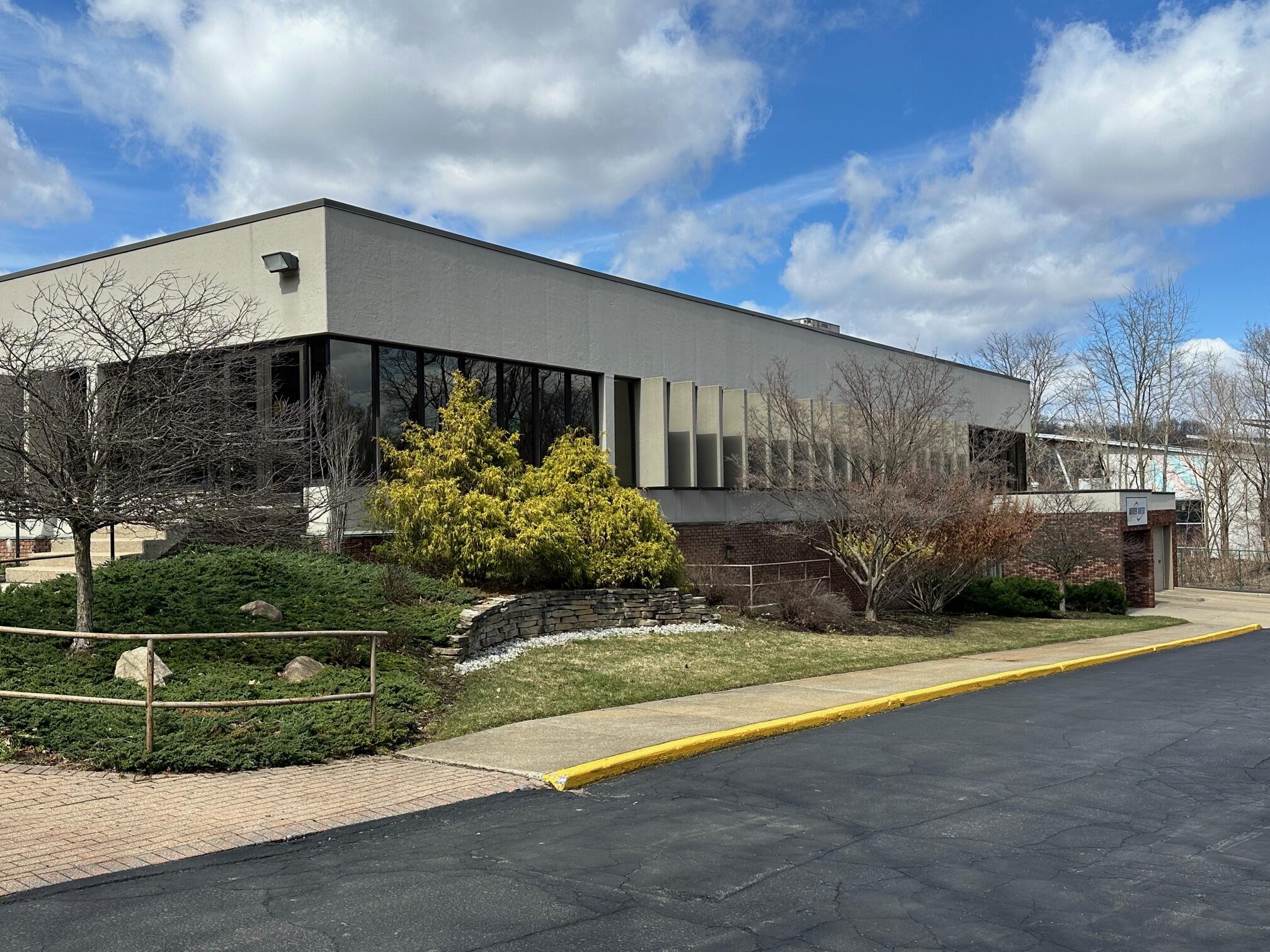 2015 W Crosstown Parkway APT 200 Kalamazoo Michigan United States, for Lease, commercial, , Evenboer-Walton Realtors