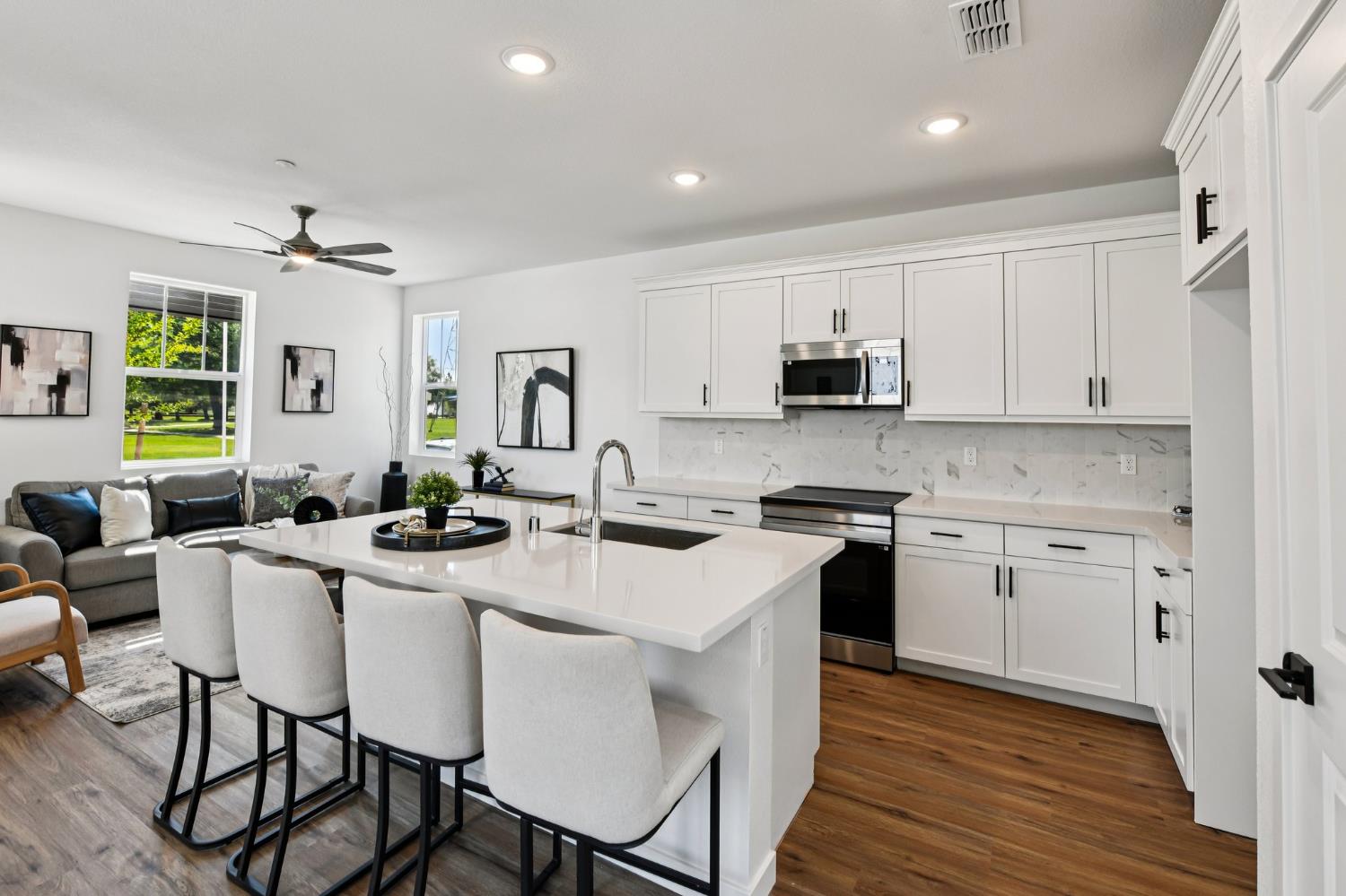 6435 Jacinto Avenue Sacramento California United States, for Sale, residential,  , Royalty Property Management & Realty