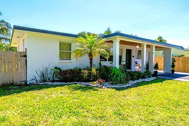 246 NE 14th Street Delray Beach Florida United States, for Sale, residential, Arlene   Toolsie  , Re/Max Direct
