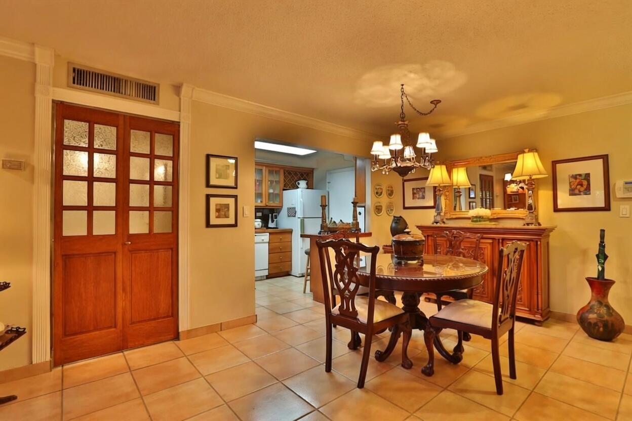 8101 SW 72nd Avenue APT 118w Miami Florida United States, for Sale, residential, Henry Smith, Incom Sample Office