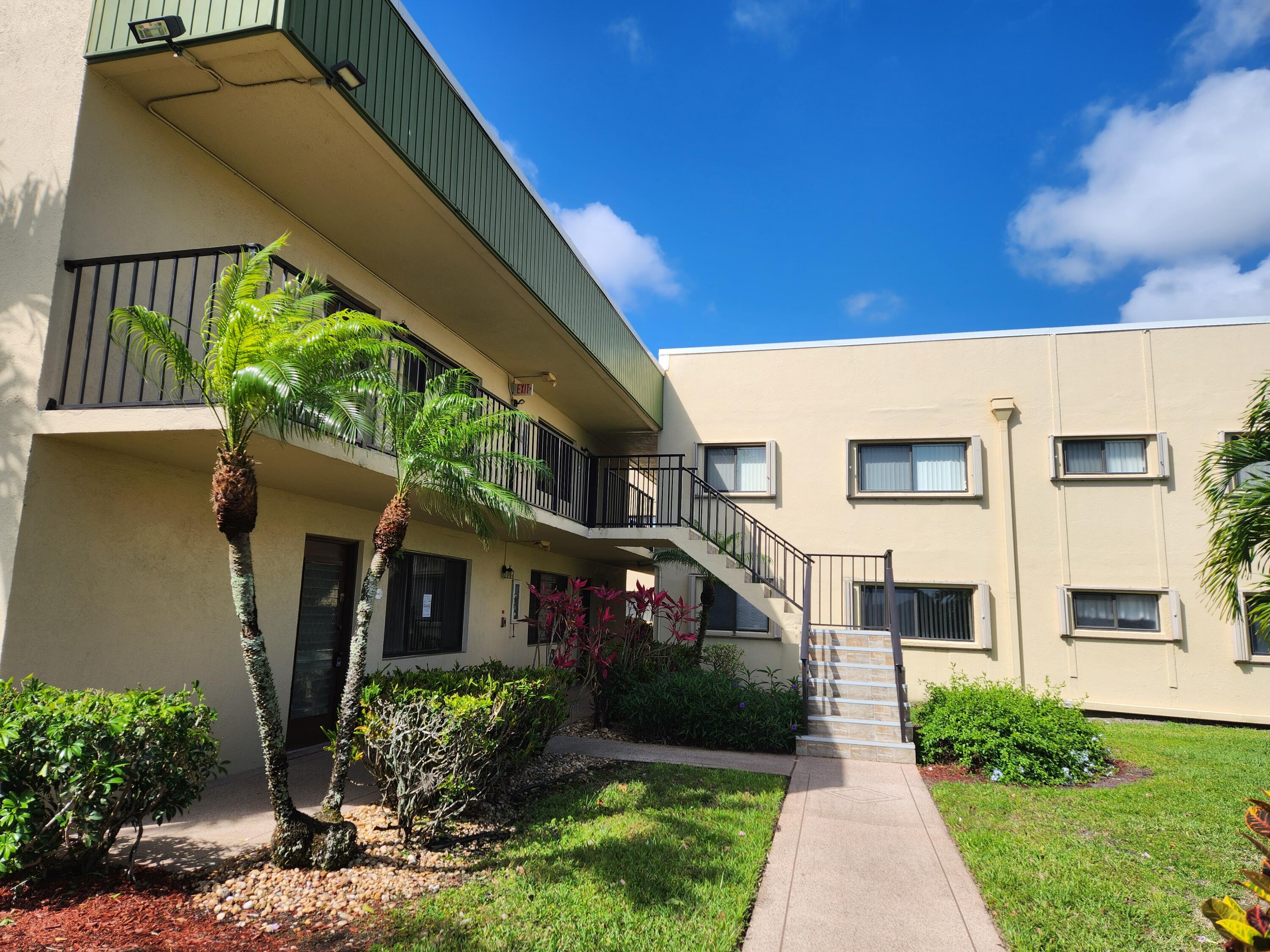 15217 Lakes Of Delray Boulevard APT 87 Delray Beach Florida United States, for Sale, residential, Arlene   Toolsie  , Re/Max Direct