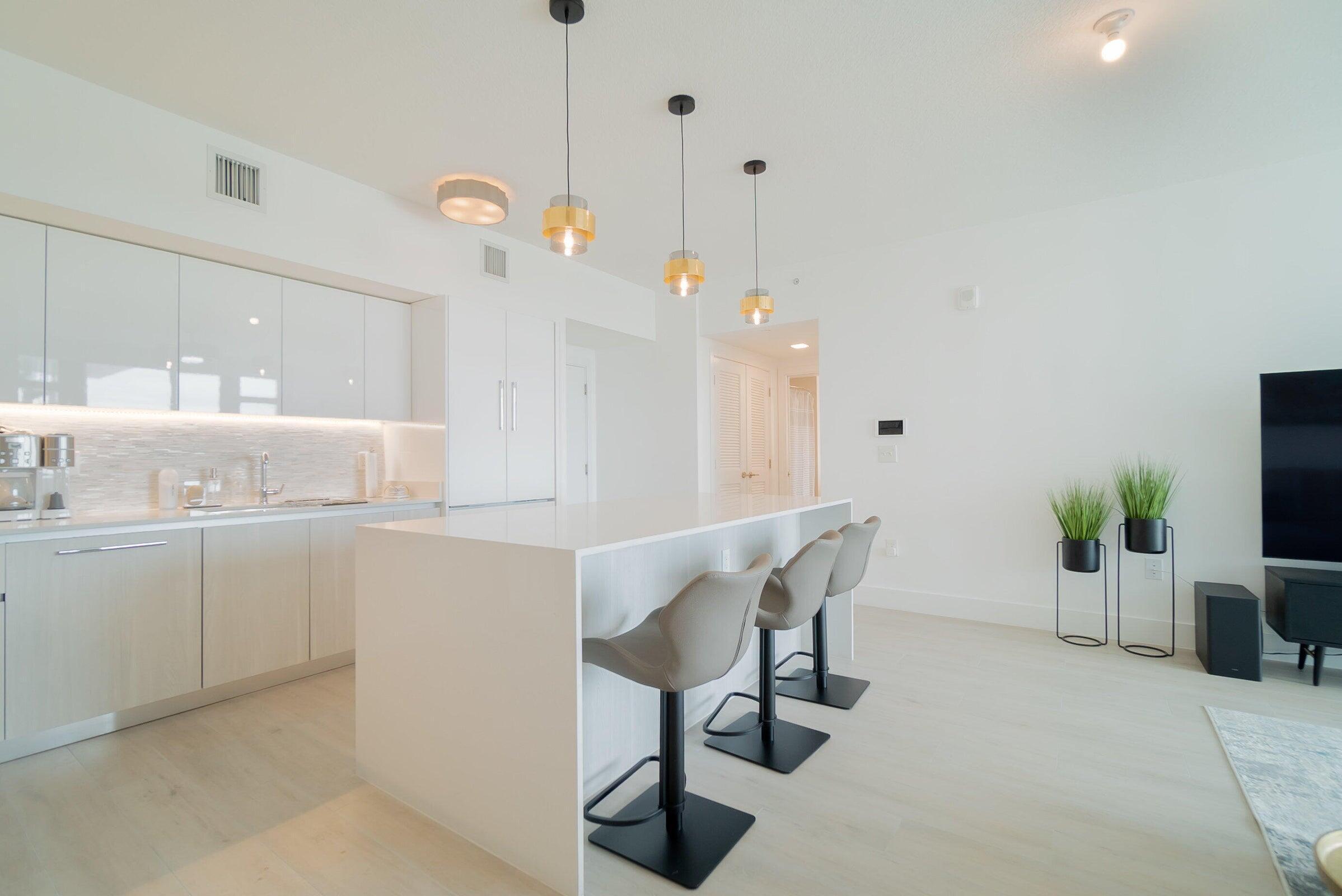 111 SE 1st Avenue APT 514 Delray Beach Florida United States, for Rent, residential, Arlene   Toolsie  , Re/Max Direct