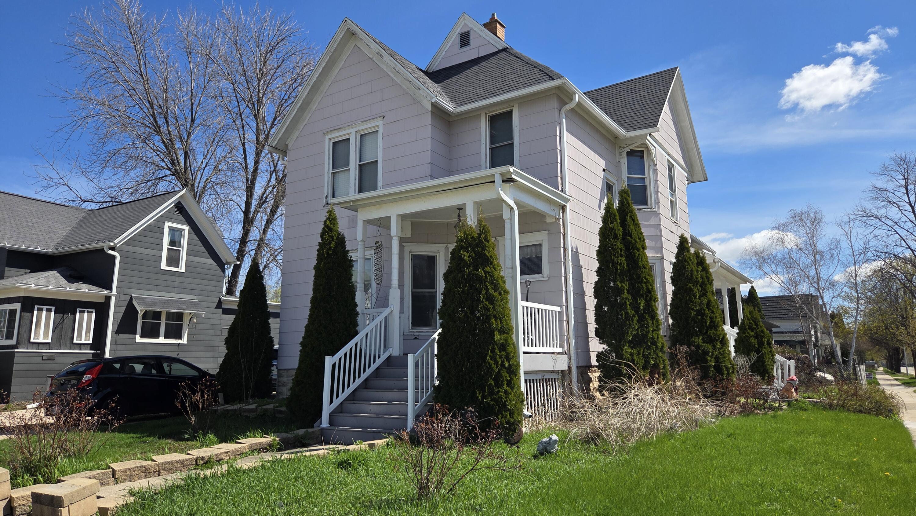 319 Amory St Fond Du Lac Wisconsin United States, Sale Pending, commercial,  , Roberts Homes and Real Estate