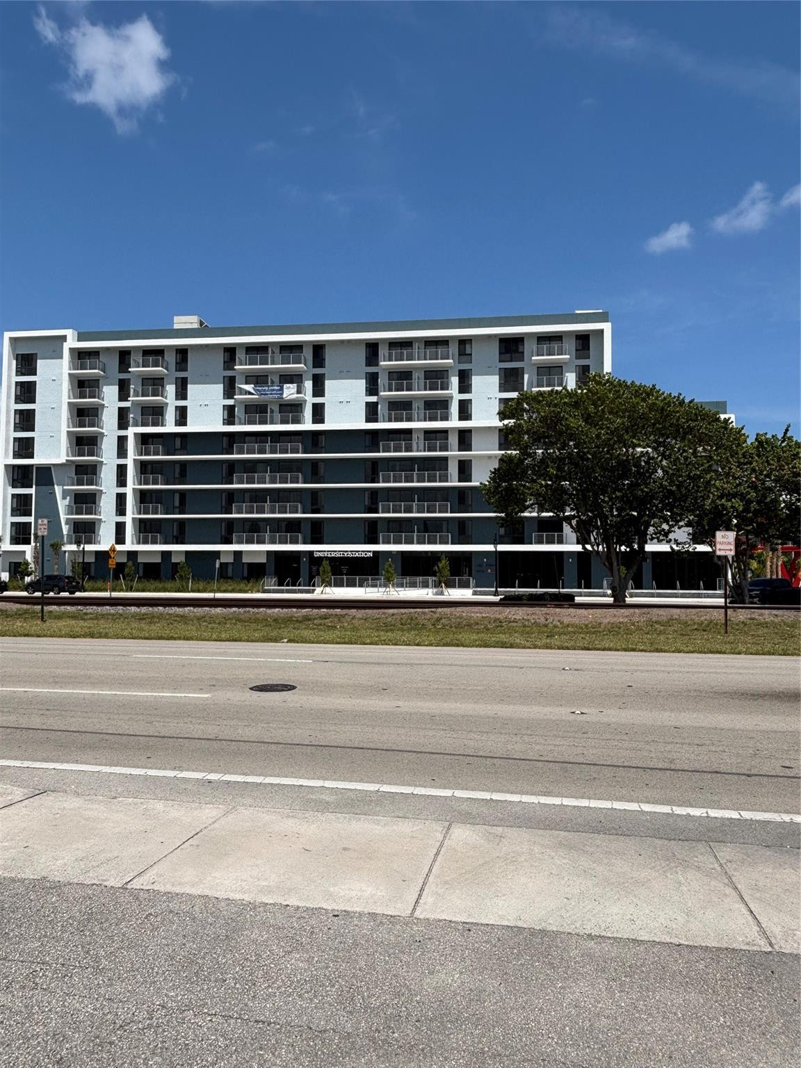 2117 Polk Street Hollywood Florida United States, for Sale, residential, Ronald Wilson, Incom Demo New Office