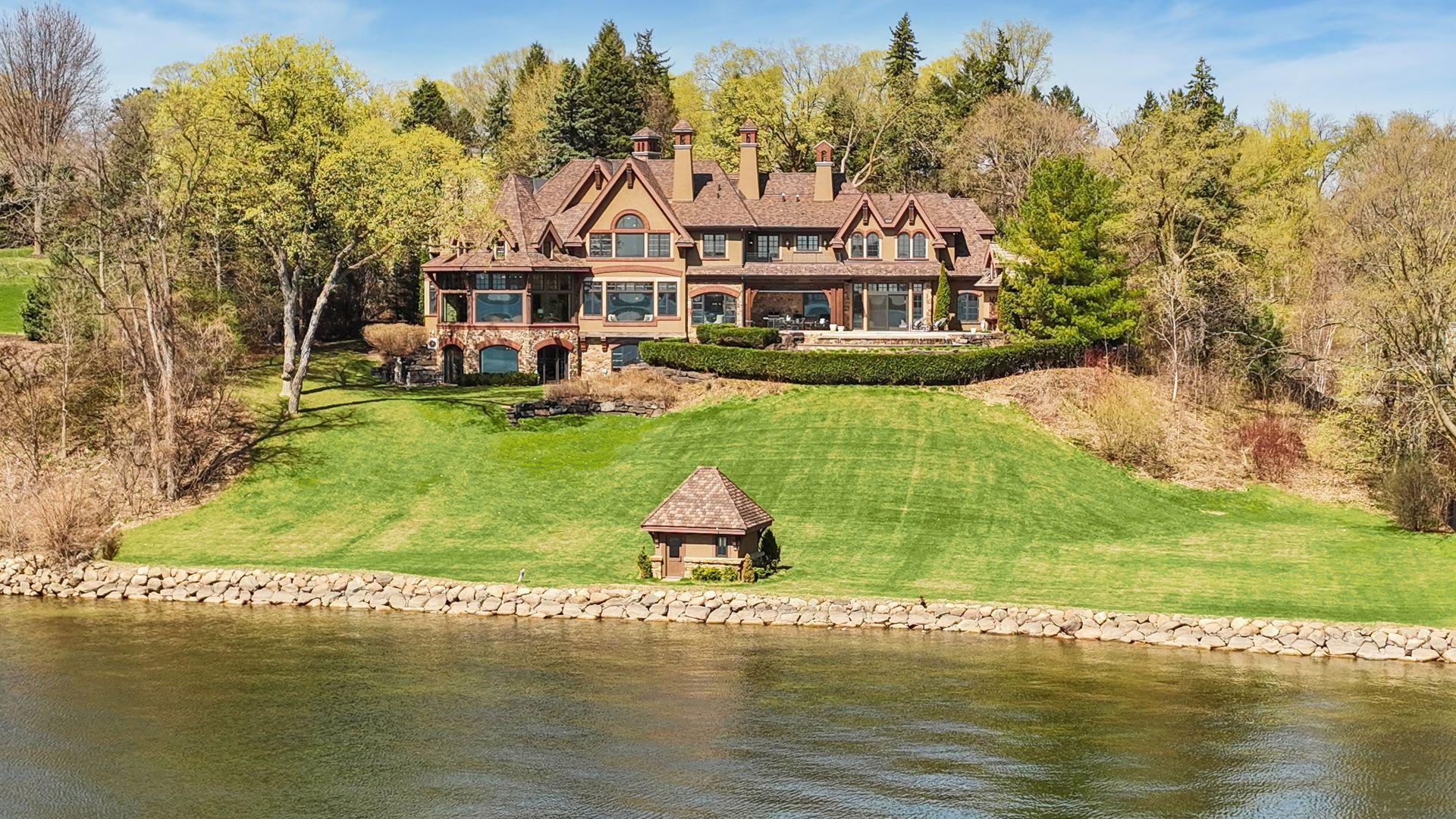 358 Ferndale Road Wayzata Minnesota United States, for Sale, residential, Kathy Sawicki, Coldwell Banker Realty