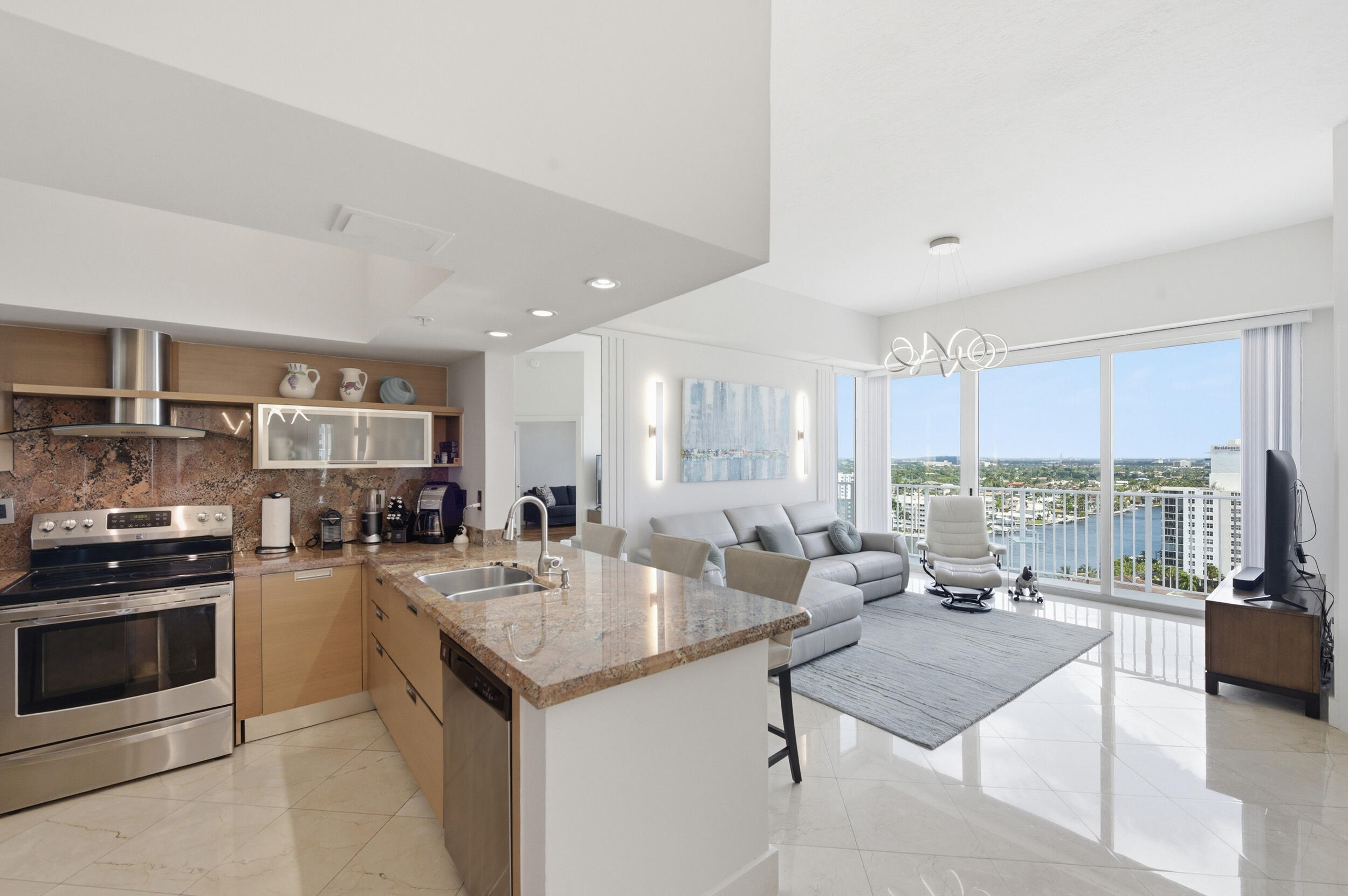 3020 NE 32nd Avenue APT Ph1 Fort Lauderdale Florida United States, for Sale, residential, Heike Drewniok, Fort Lauderdale Real Estate