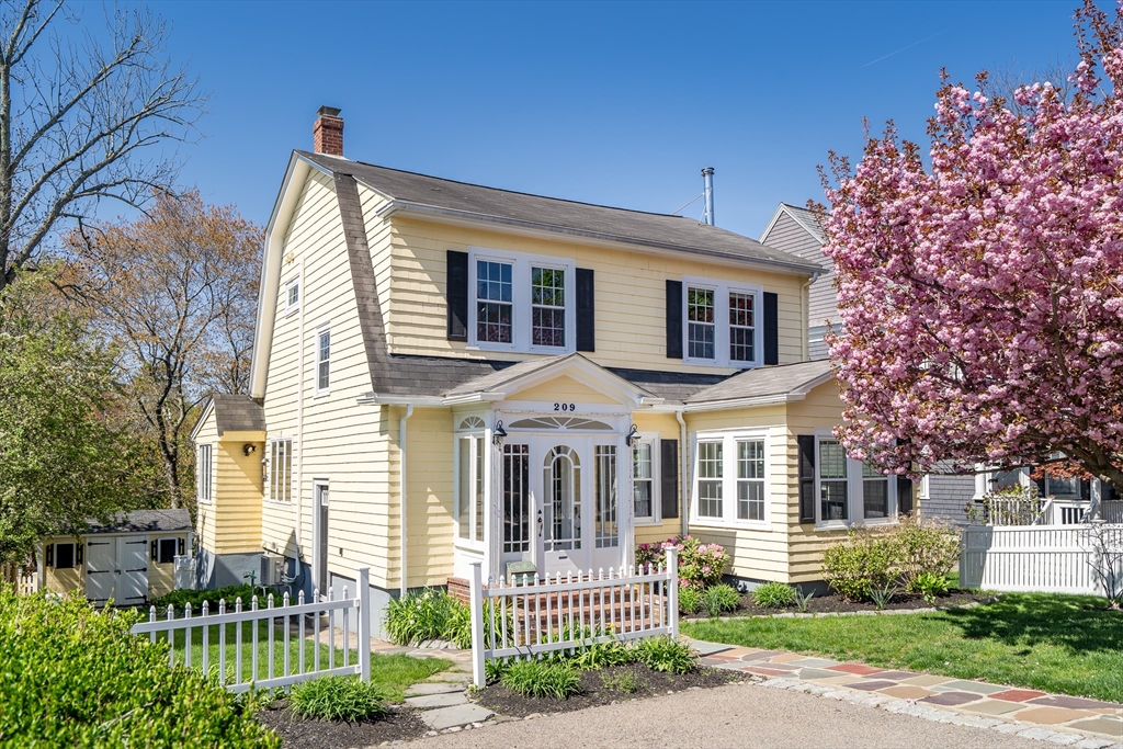 209 Beech St Boston Massachusetts United States, for Sale, residential, Darcy Bento, South Boston Realtor Bento Real Estate Group, Bento Real Estate Group, Inc.