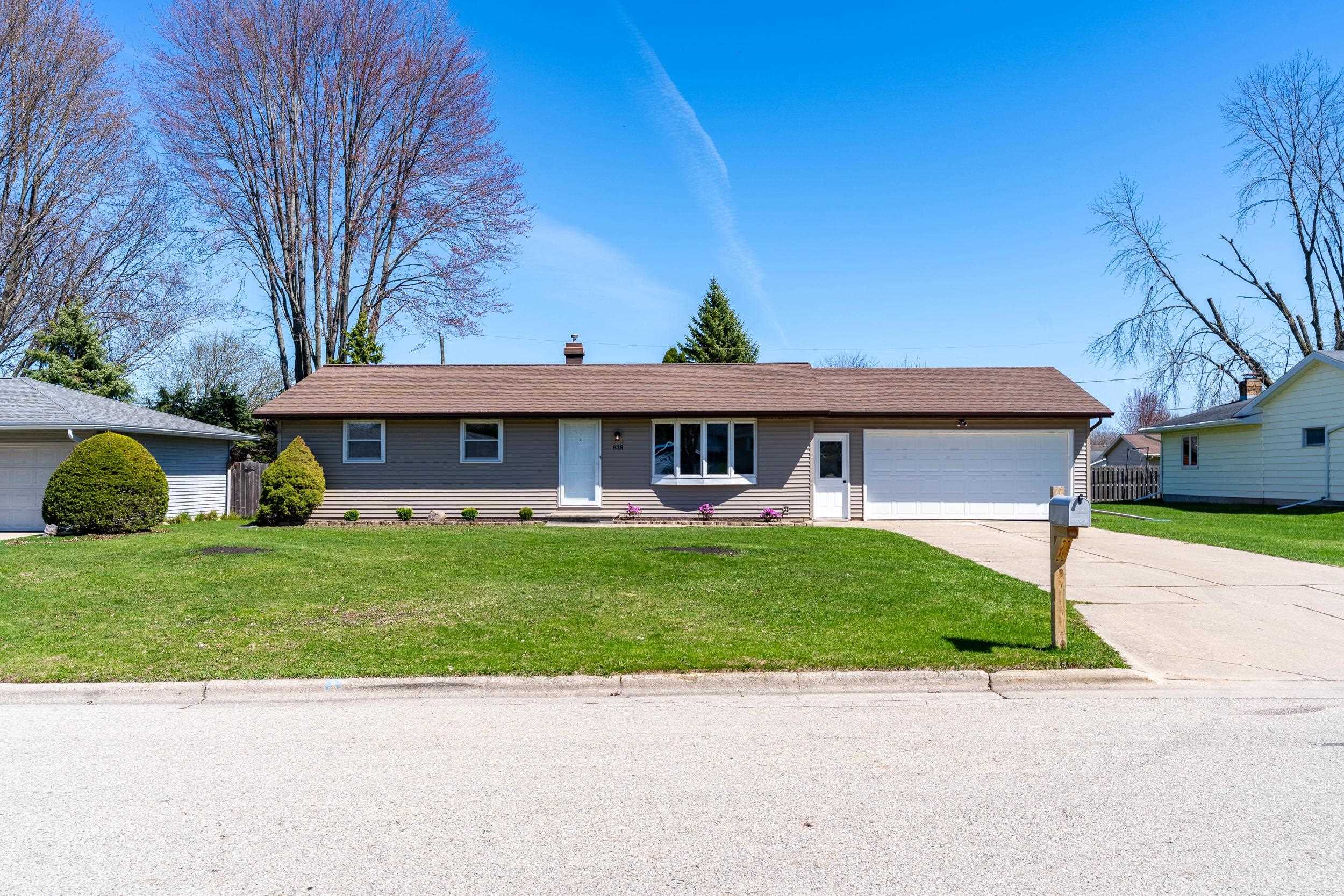 838 MARYDALE Drive Green Bay Wisconsin United States, for Sale, residential,  , Fireside Realty LLC