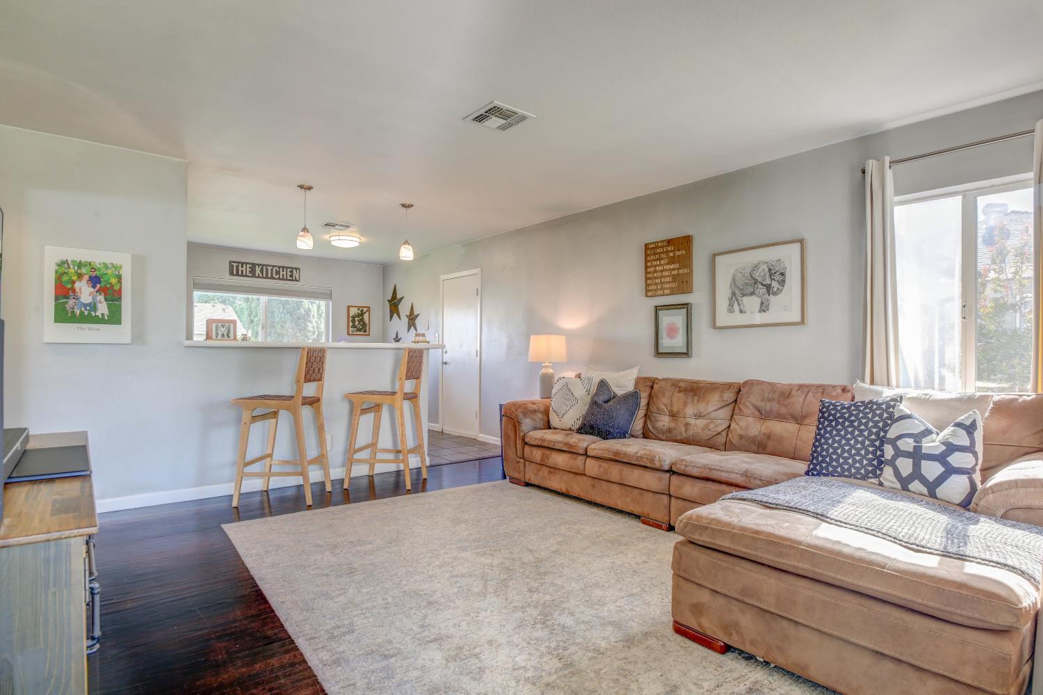 1424 Kitchner Road Sacramento California United States, for Sale, residential, Johnny Stockert, Royal Real Estate