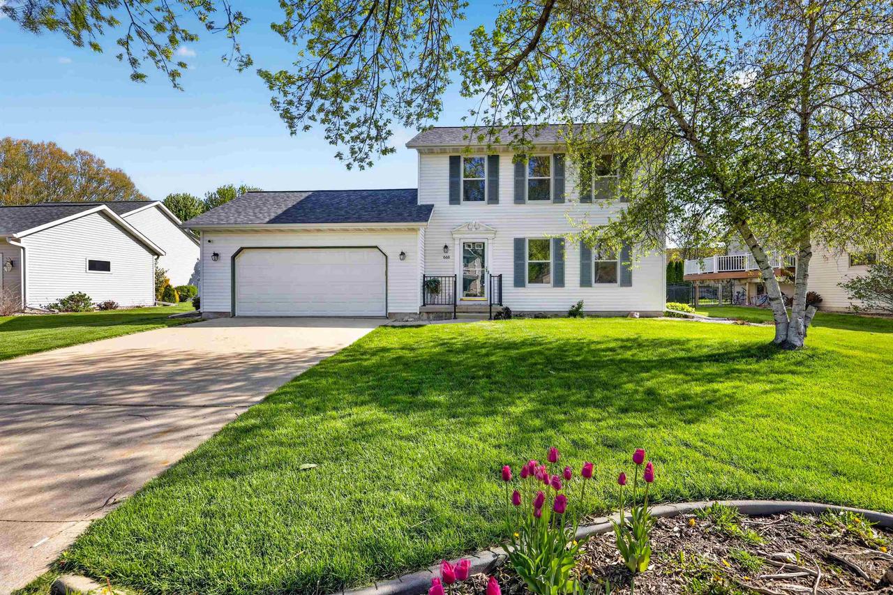 668 Ruxton Ridge Drive Sun Prairie Wisconsin United States, for Sale, residential, Todd Thiermann, Thiermann Realty Group LLC