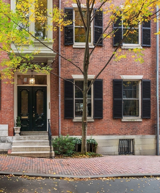 32 Chestnut St UNIT 1 Boston Massachusetts United States, for Sale, residential, Darcy Bento, South Boston Realtor Bento Real Estate Group, Bento Real Estate Group, Inc.