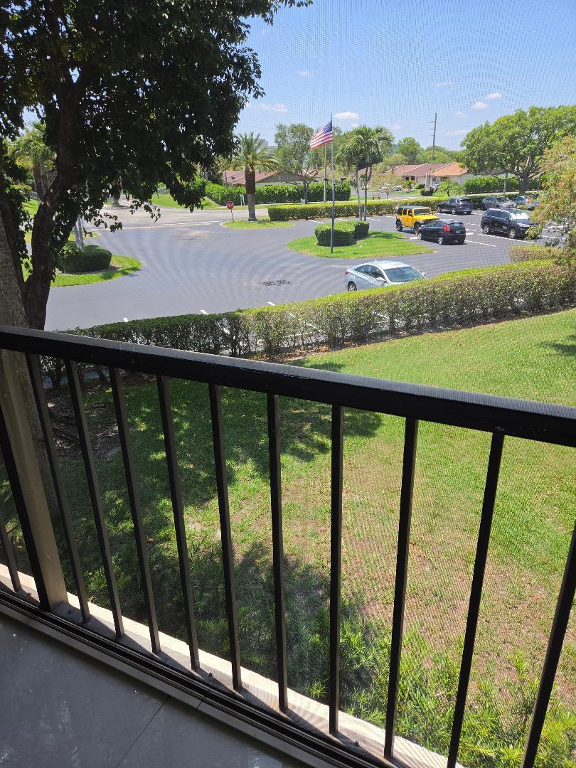 5310 Las Verdes Circle APT 220 Delray Beach Florida United States, for Sale, residential, Arlene   Toolsie  , Re/Max Direct