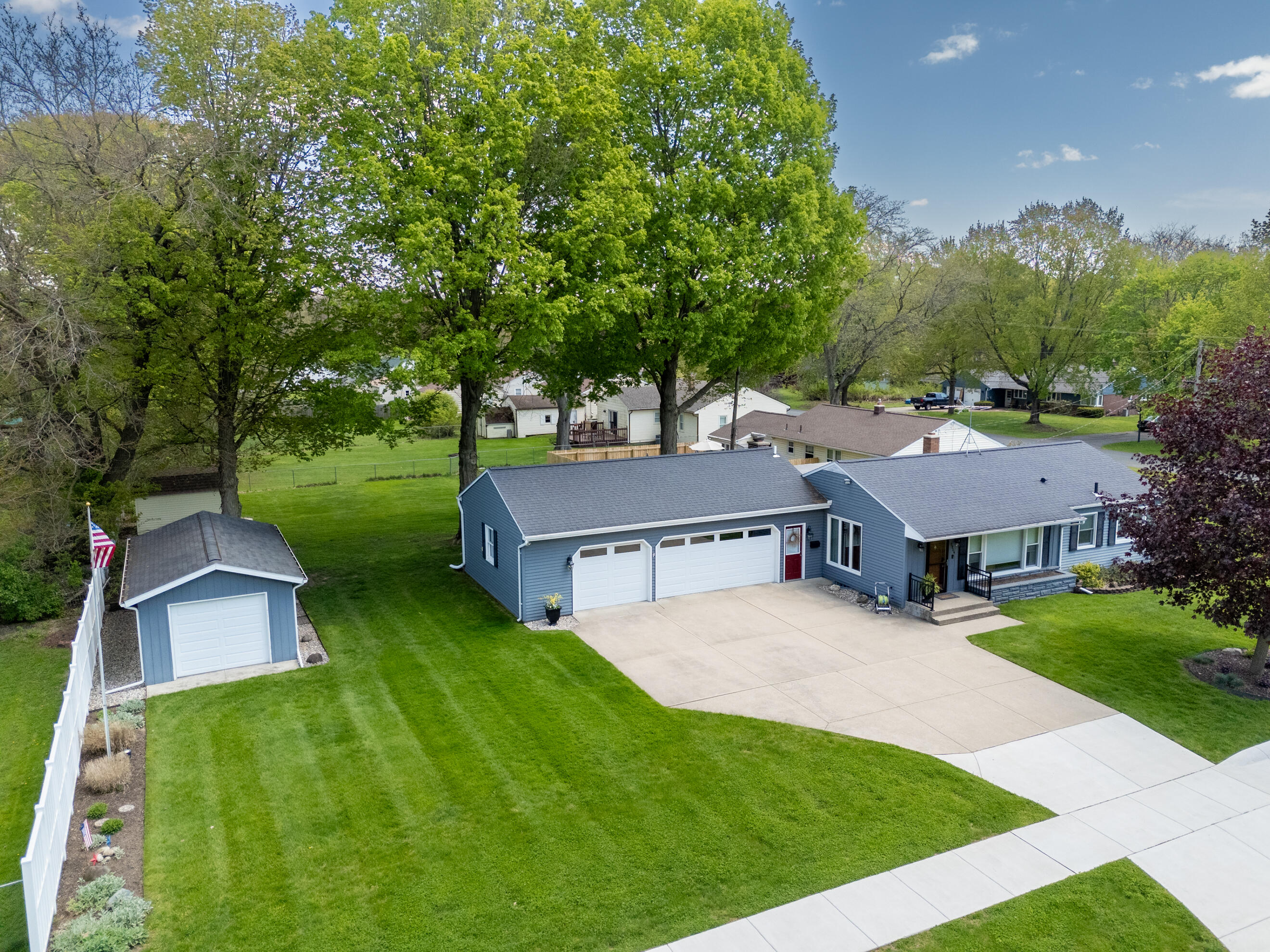 1904 Seminole Street Kalamazoo Michigan United States, for Sale, residential,  , Evenboer-Walton Realtors