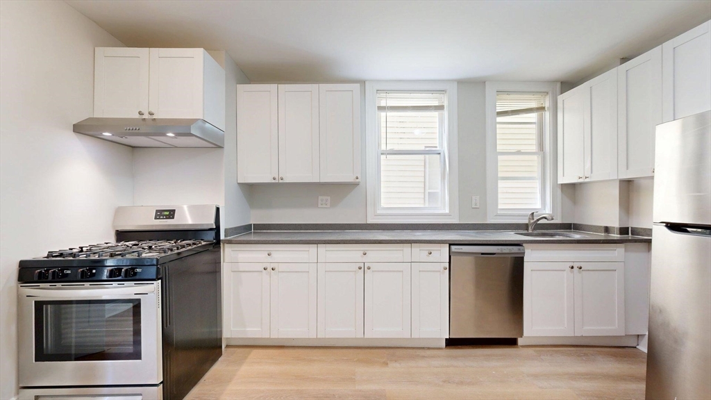 205 Chelsea Street  UNIT 2 Boston Massachusetts United States, for Rent, residential,  , The Edwards Realty Team - Barett Sotheby's International Realty