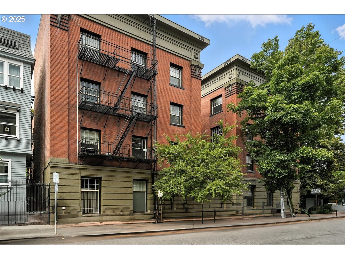 2109 NW IRVING ST APT 211 Portland Oregon United States, for Sale, residential,  , InCom Real Estate - New Demo Office