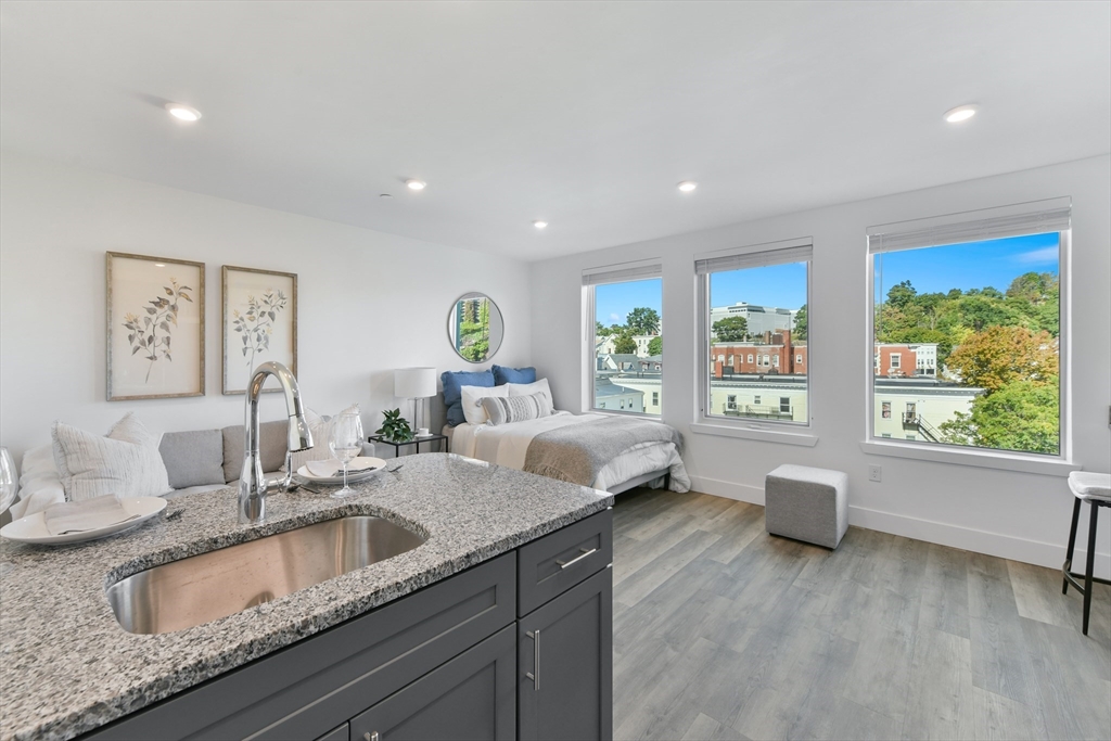 585 Essex St  UNIT 412 Lynn Massachusetts United States, for Rent, residential,  , CITIPOINT REALTY SERVICES, LLC