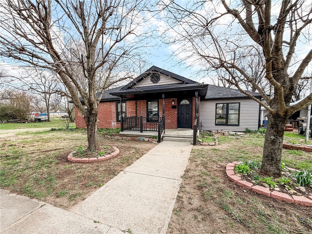 507 E Market Street Palestine Illinois United States, for Sale, residential, Reuben Stence, Stence Realty Team