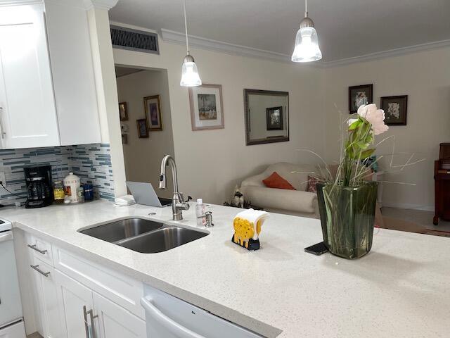 148 Waterford G Way APT 148 Delray Beach Florida United States, for Rent, residential, Arlene   Toolsie  , Re/Max Direct