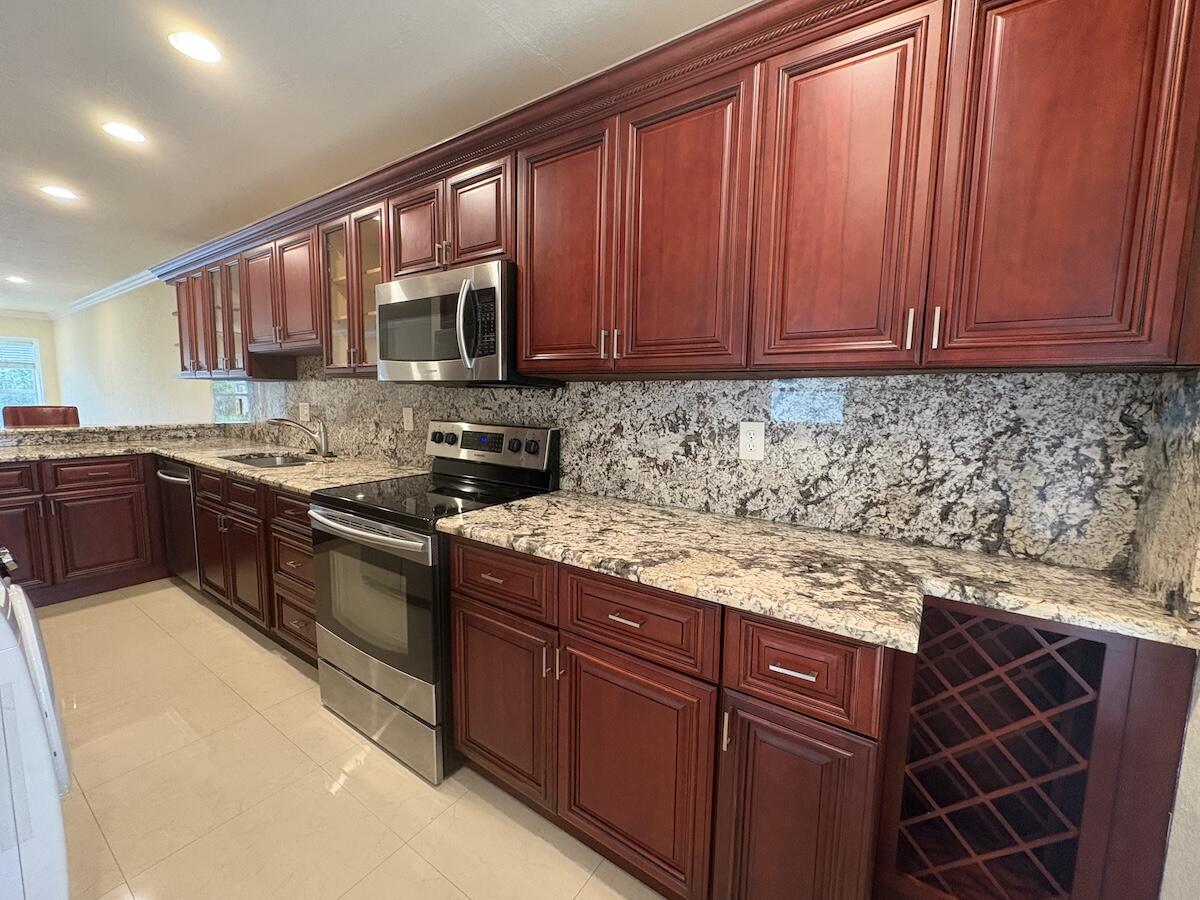 1441 NW 19th Terrace APT 201 Delray Beach Florida United States, for Rent, residential, Arlene   Toolsie  , Re/Max Direct