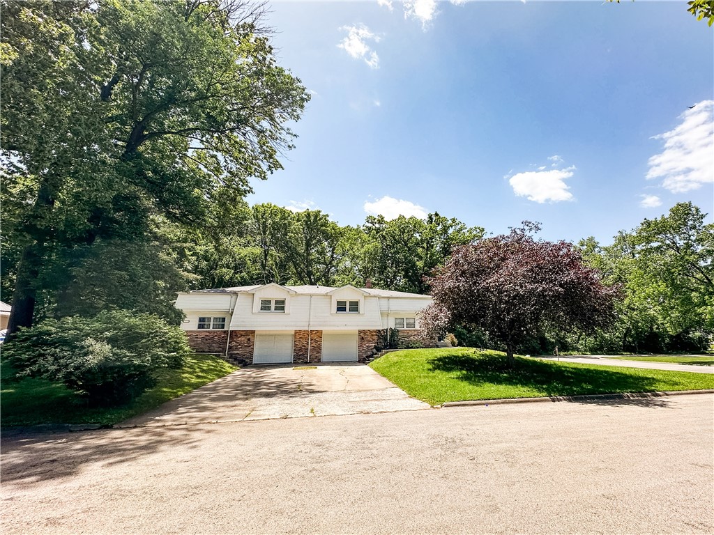 501 Woodbine Drive Robinson Illinois United States, for Sale, residential, Reuben Stence, Stence Realty Team