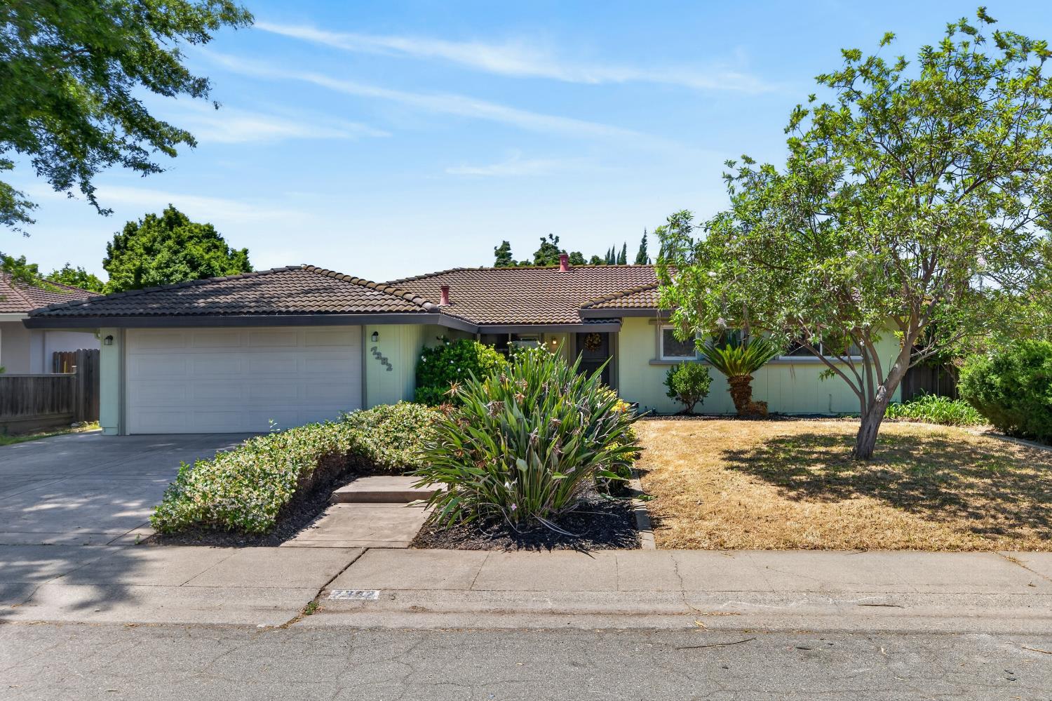 7382 FARM DALE Way Sacramento California United States, for Sale, residential, Yogi & Yoli Palenko, CORE Real Estate Brokerage