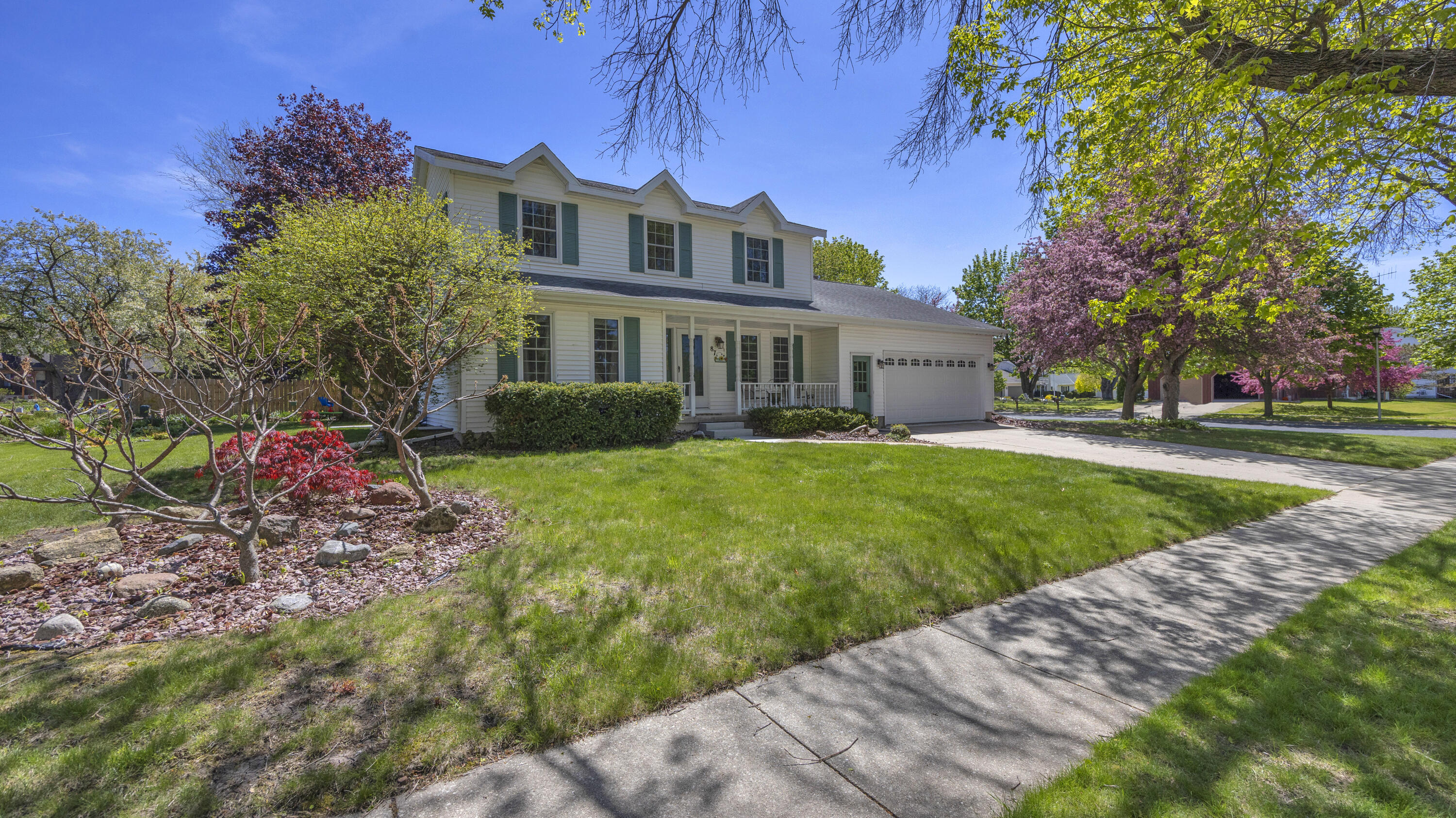 87 Eastbrook Ln Fond Du Lac Wisconsin United States, Sale Pending, residential, , Roberts Homes and Real Estate