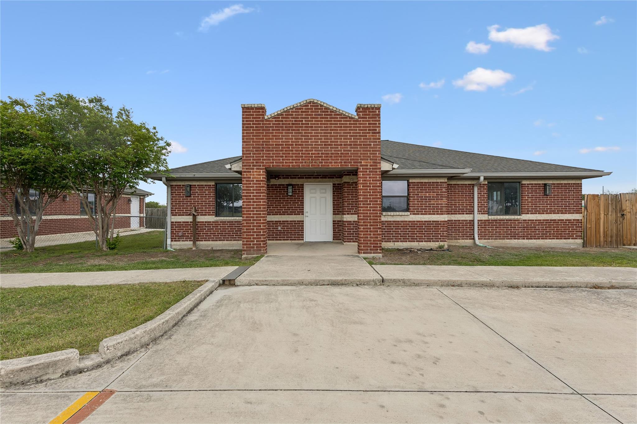 1024 Guadalupe ST Lockhart Texas United States, for Sale, commercial,  , Link Realty, LLC