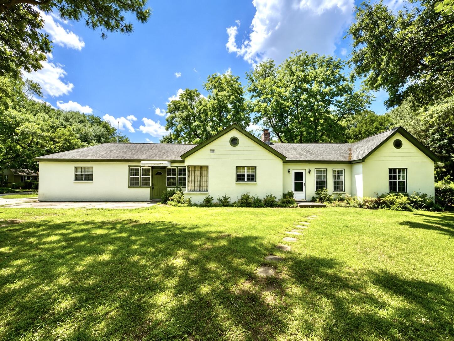 305 Geddes Avenue Charleston South Carolina United States, for Sale, residential, Bobbie  Rose, Keller Williams Realty Charleston/West Ashley